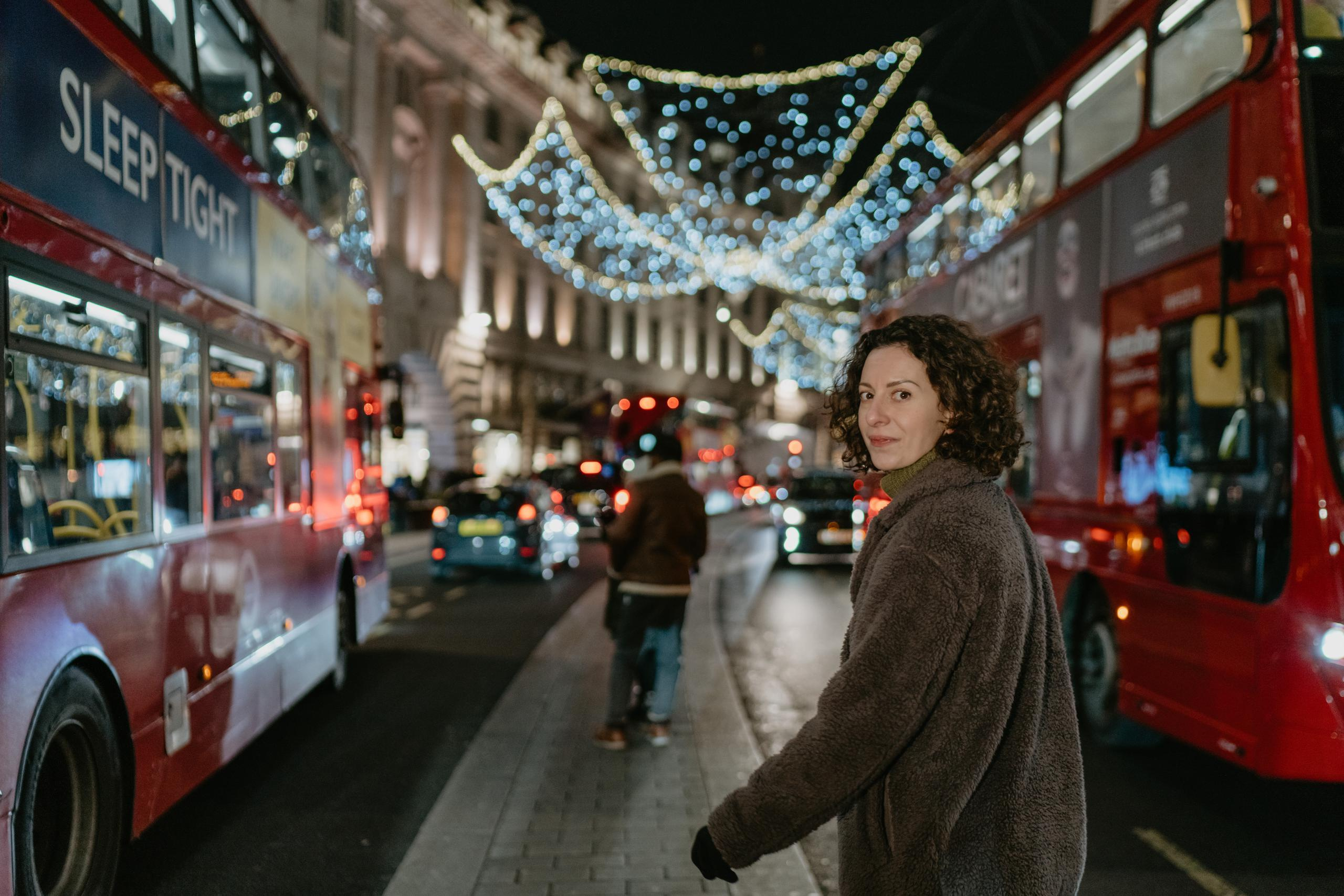 Warm Christmas engagement session in Central London. London portrait and family photographer