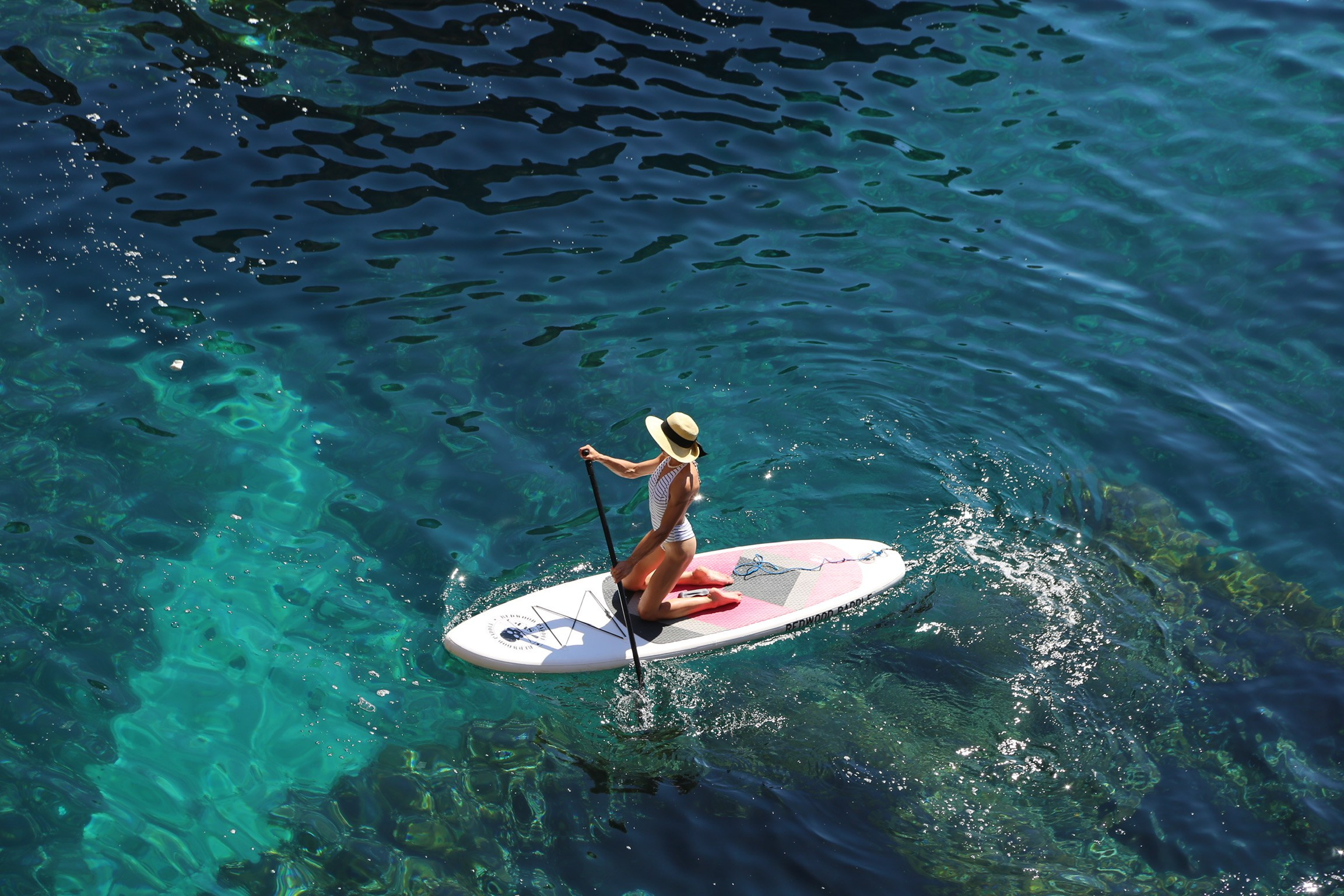 Portrait photographer in Europe. Aurora Balear in Balearic Islands, woman portrait photographer. Work in Spain