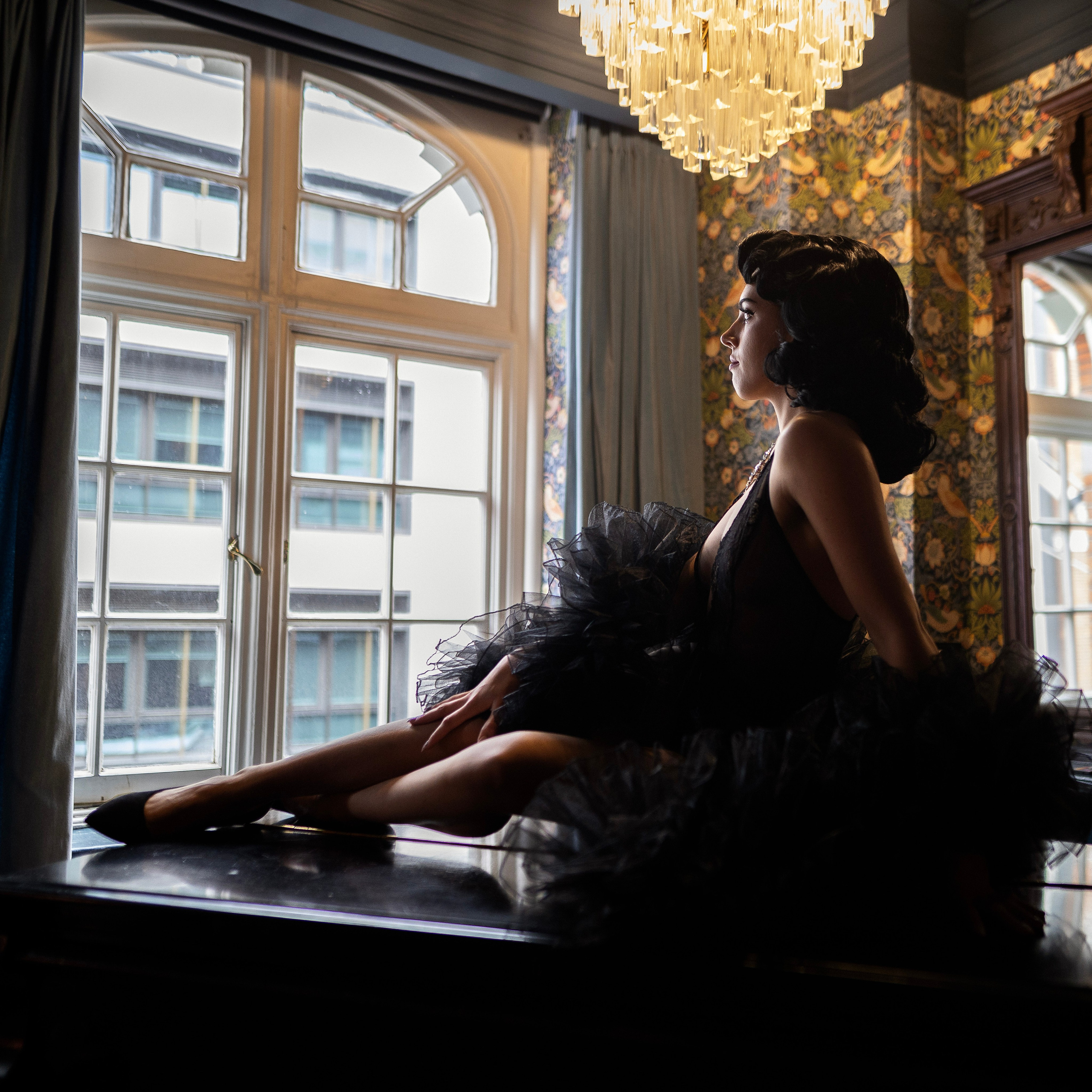 alt="London boudoir photographer Lucid Veil"