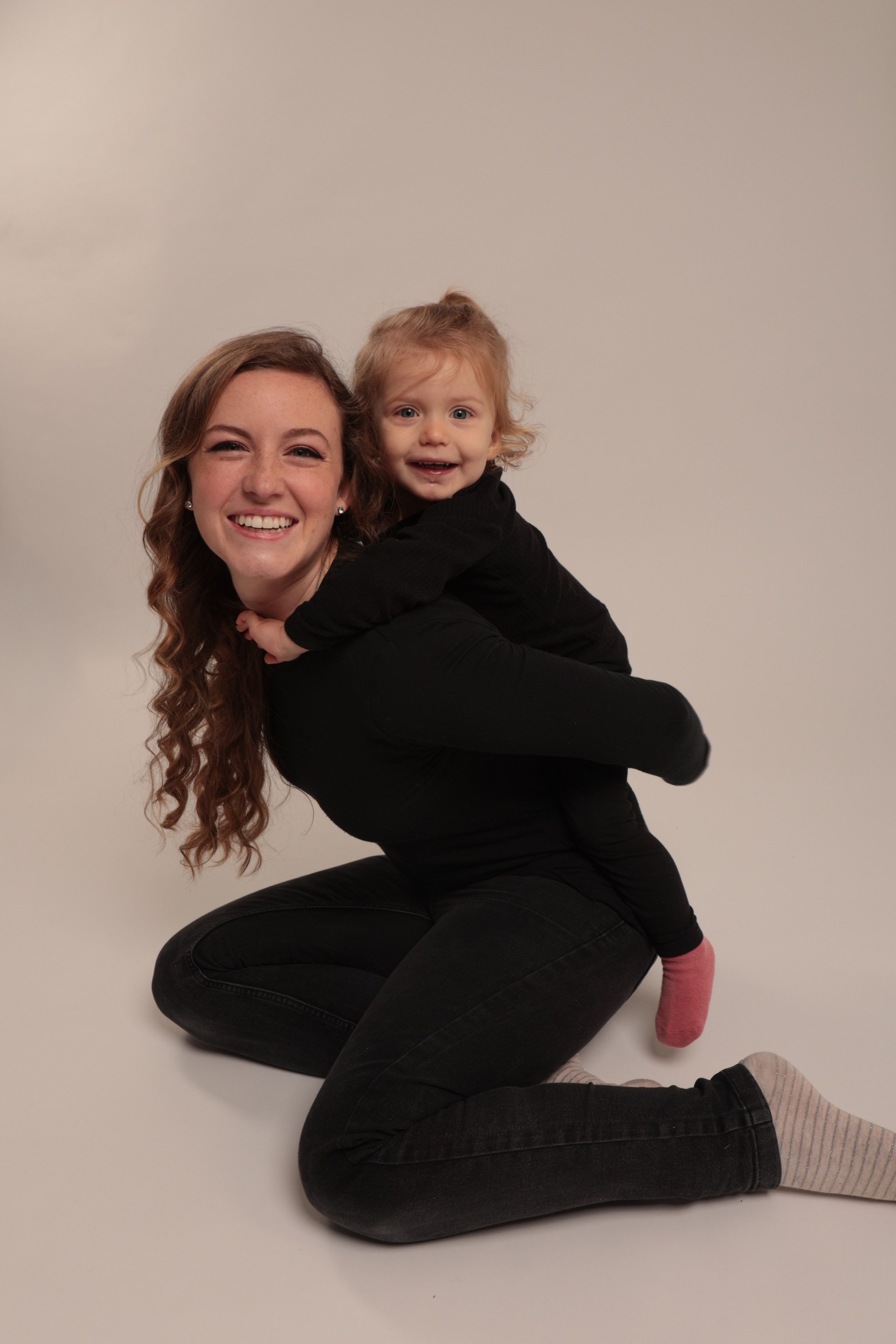 Shelby and Sophie. Photographer in Milan |Mila Pro Photo