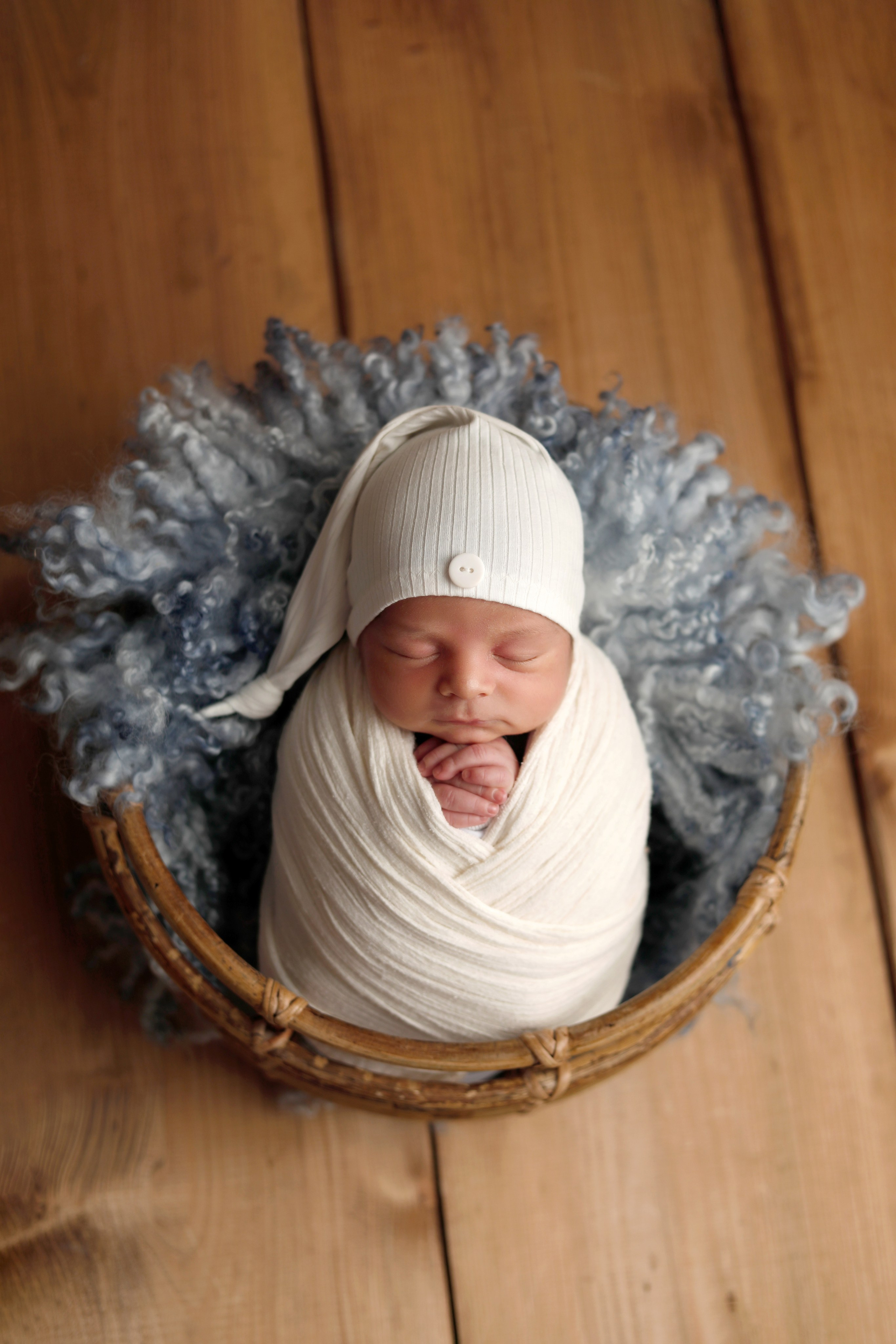 Alicia Beatrice Predoiu. Neugeborenen Fotograf Ulm (Umgebung)