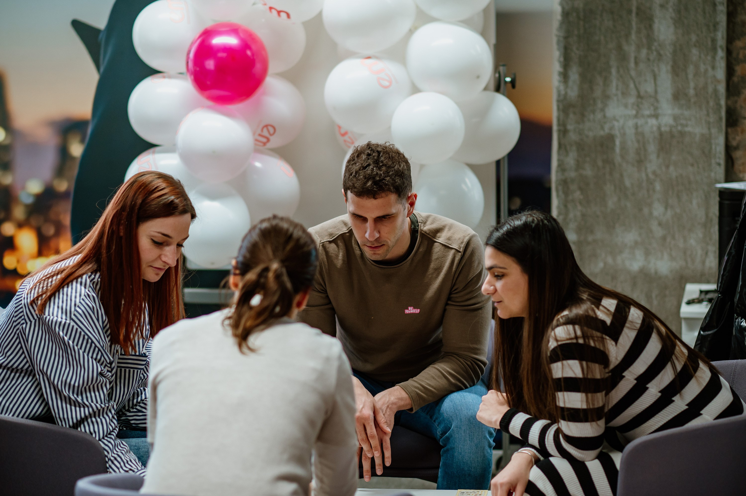 Fotografisanje teambuildinga i korporativnih proslava. Bojana Žuža fotograf u Beogradu 📷 Belgrade photographer