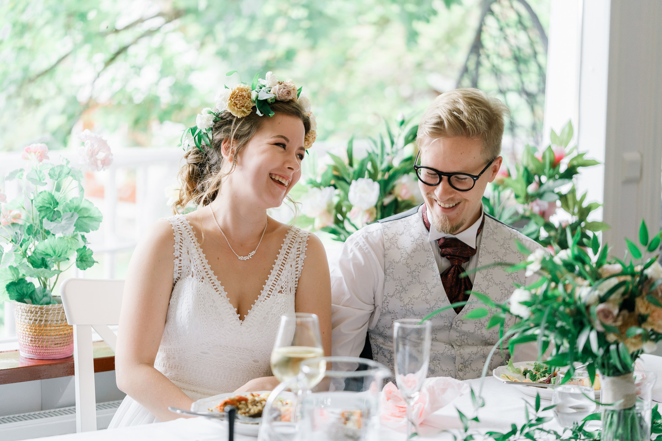 Sara & Tuomas, Karjalohja