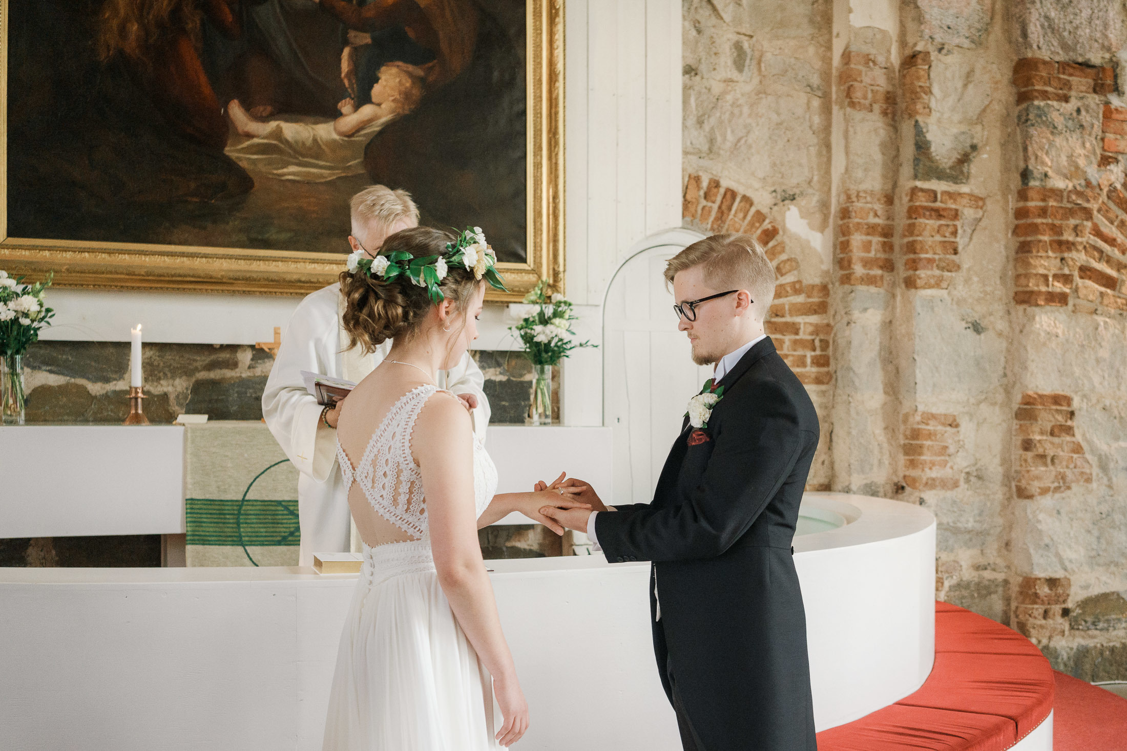 Sara & Tuomas, Karjalohja