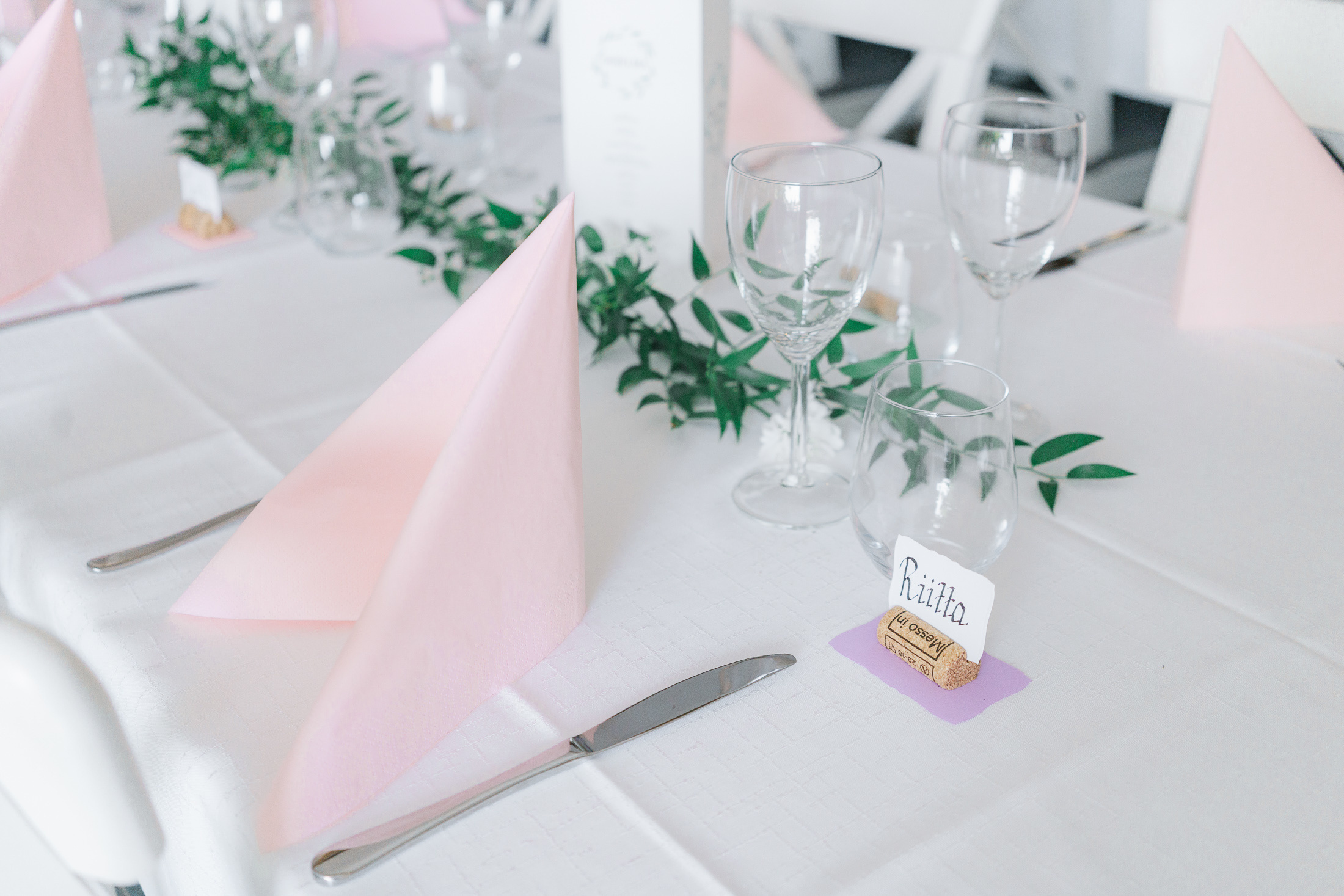 Sara & Tuomas, Karjalohja