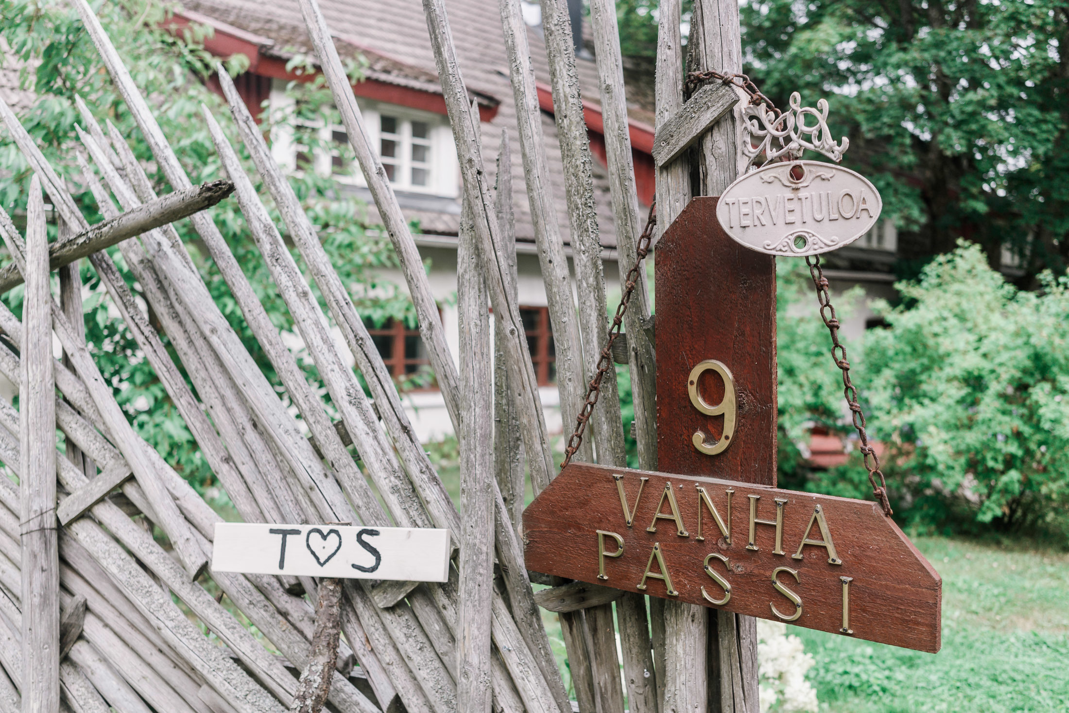 Sara & Tuomas, Karjalohja