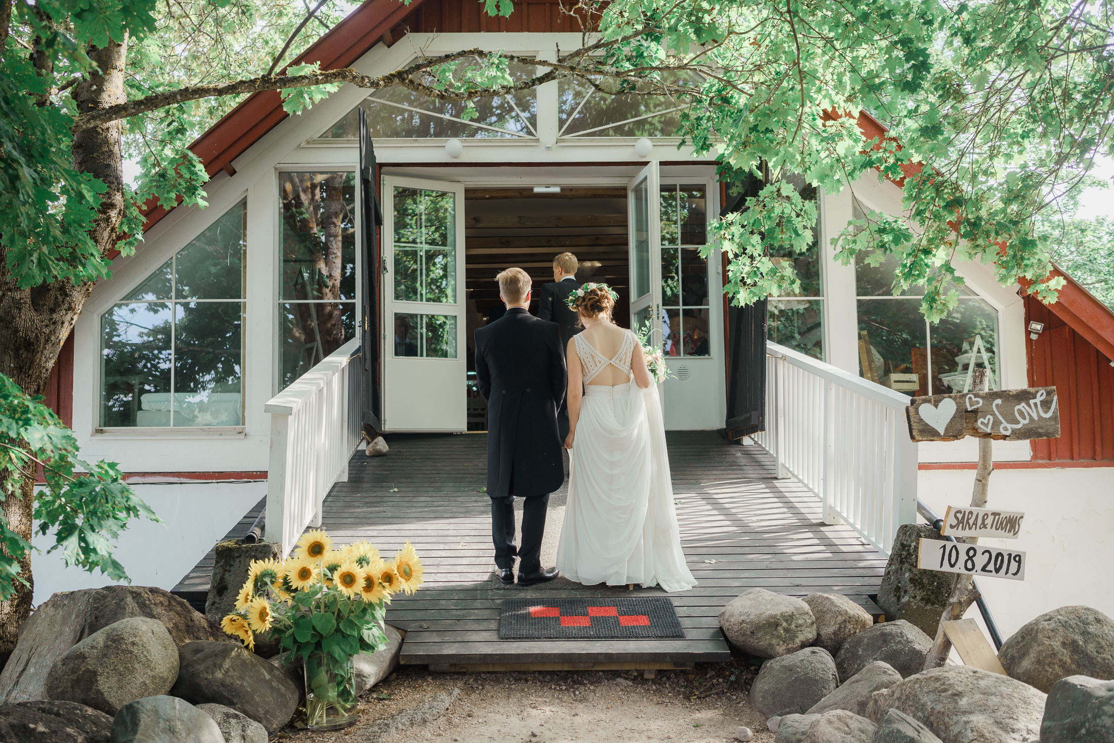 Sara & Tuomas, Karjalohja