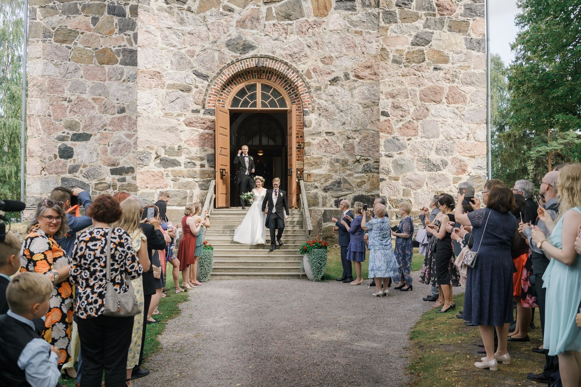 Sara & Tuomas, Karjalohja