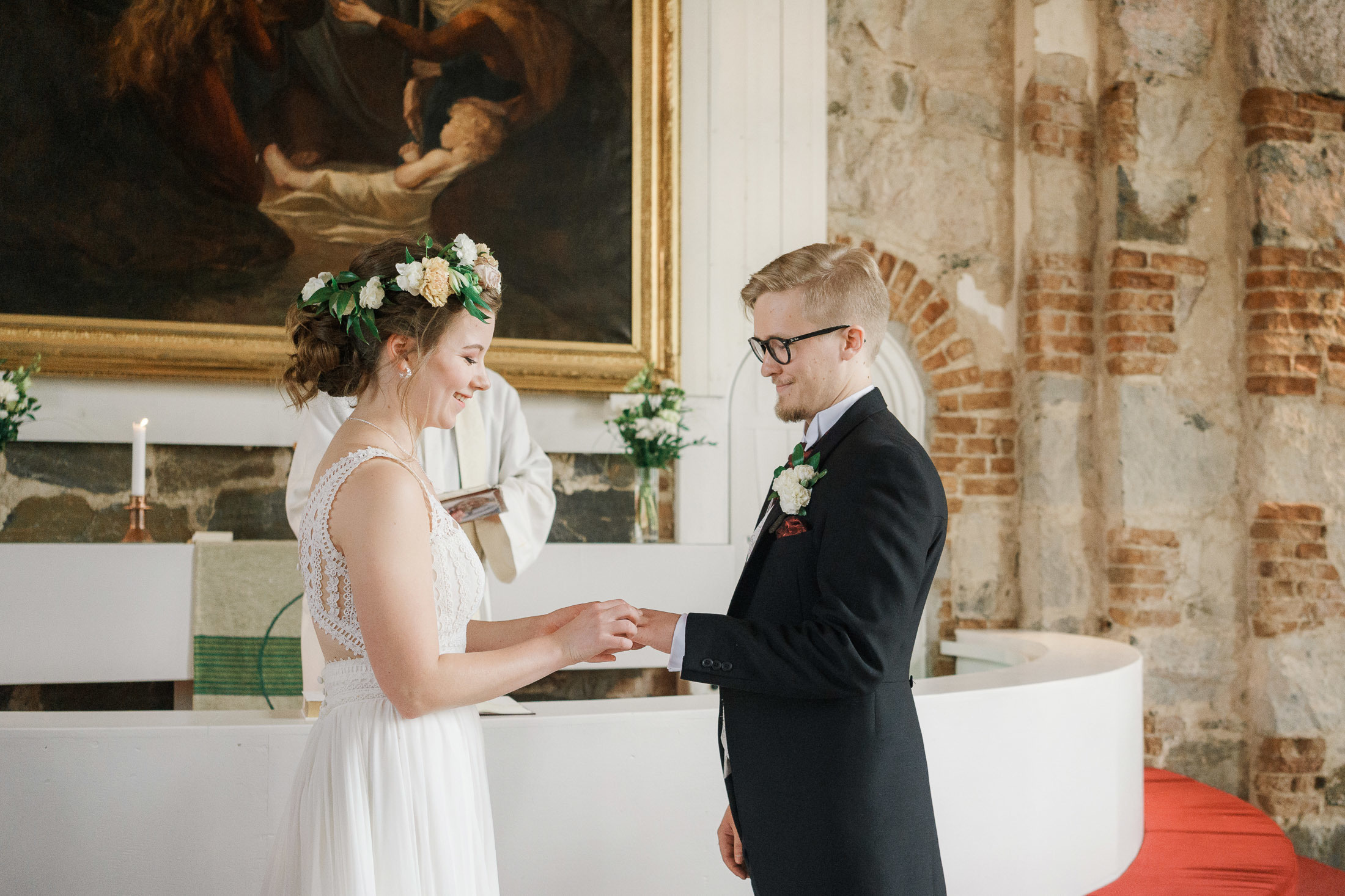 Sara & Tuomas, Karjalohja