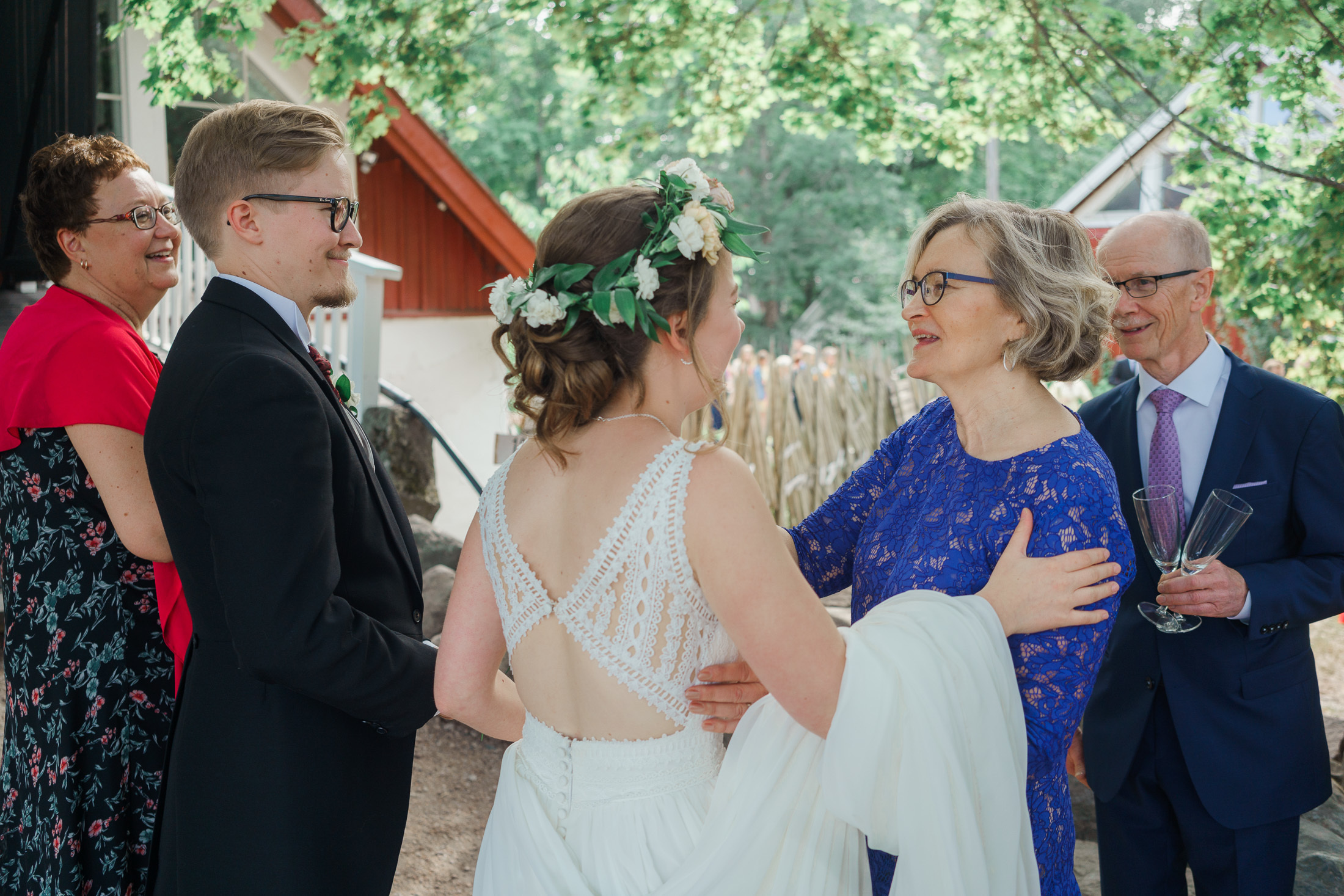 Sara & Tuomas, Karjalohja