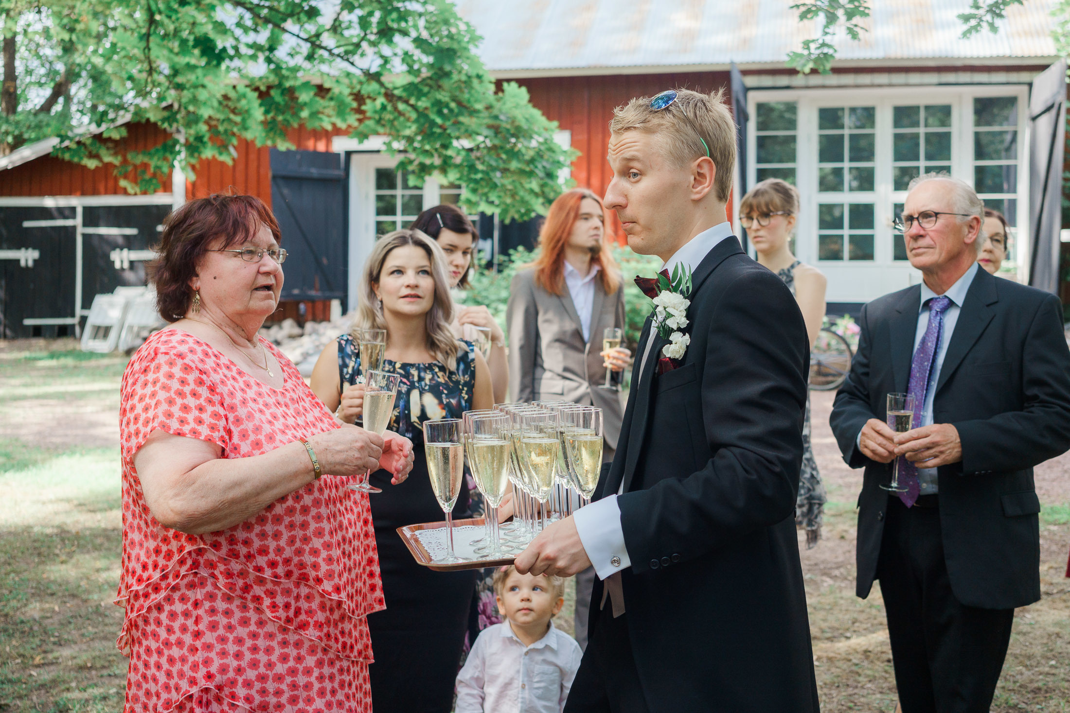 Sara & Tuomas, Karjalohja