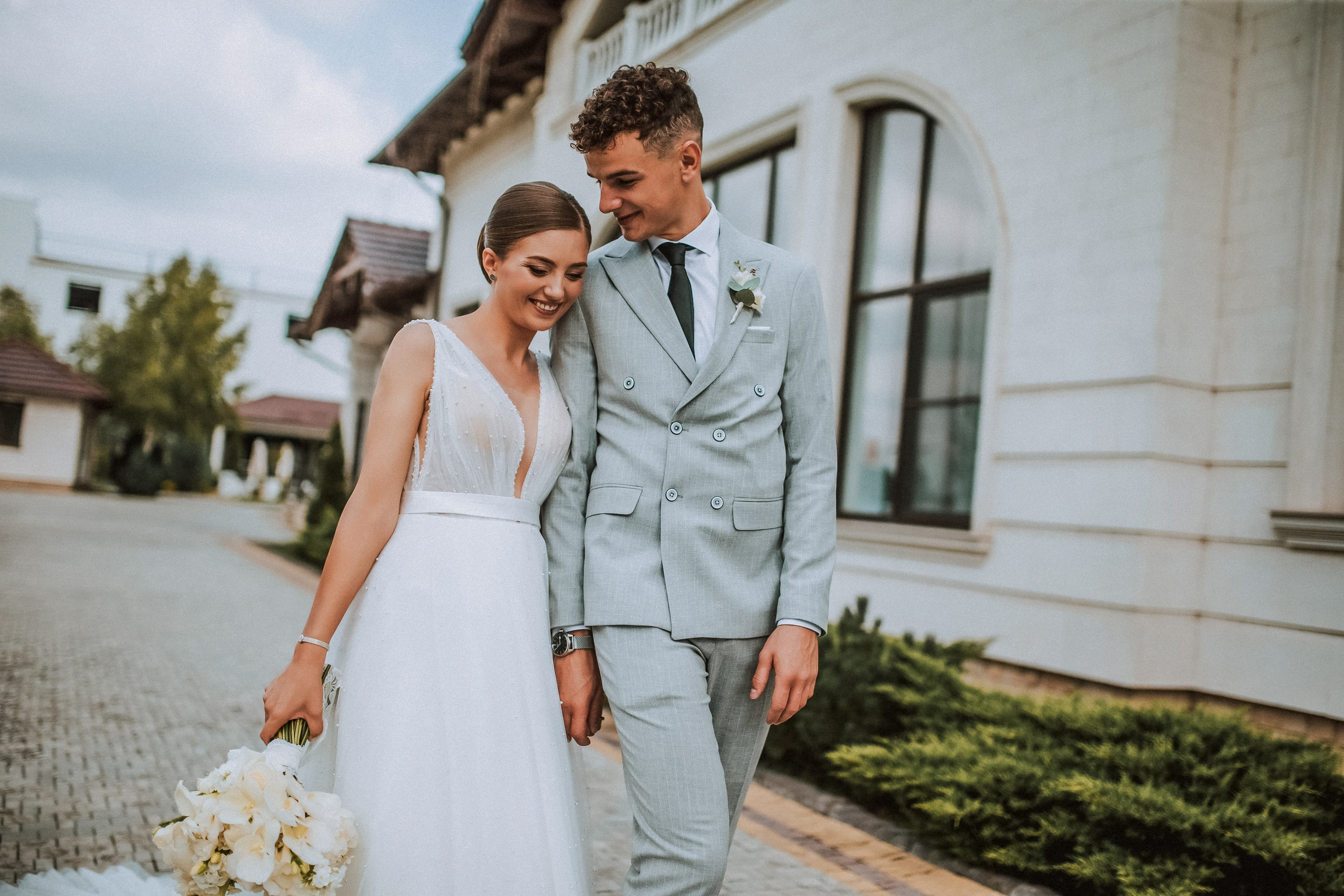 Alexandru & Adelina. Servicii Foto Video la Nunta Chisinau Moldova Europa Studio MagicFoto