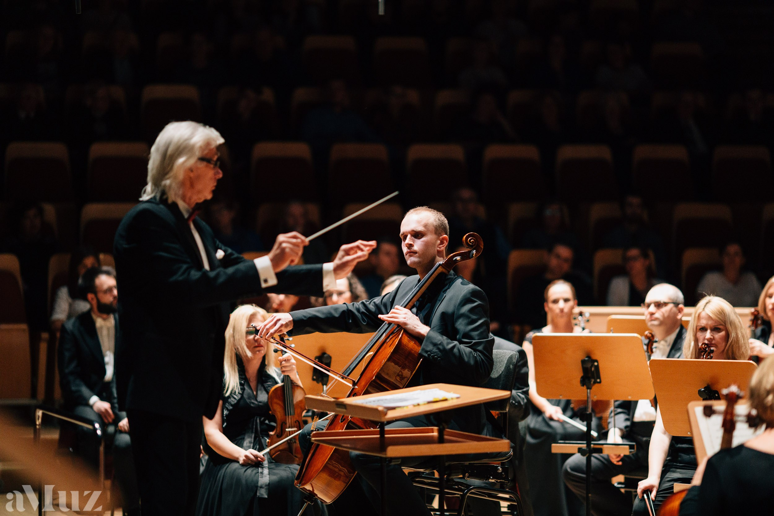 Filharmonia Bałtycka. Fotograf Ślubny Warszawa - Sesje Biznesowe Rodzinne Eventy