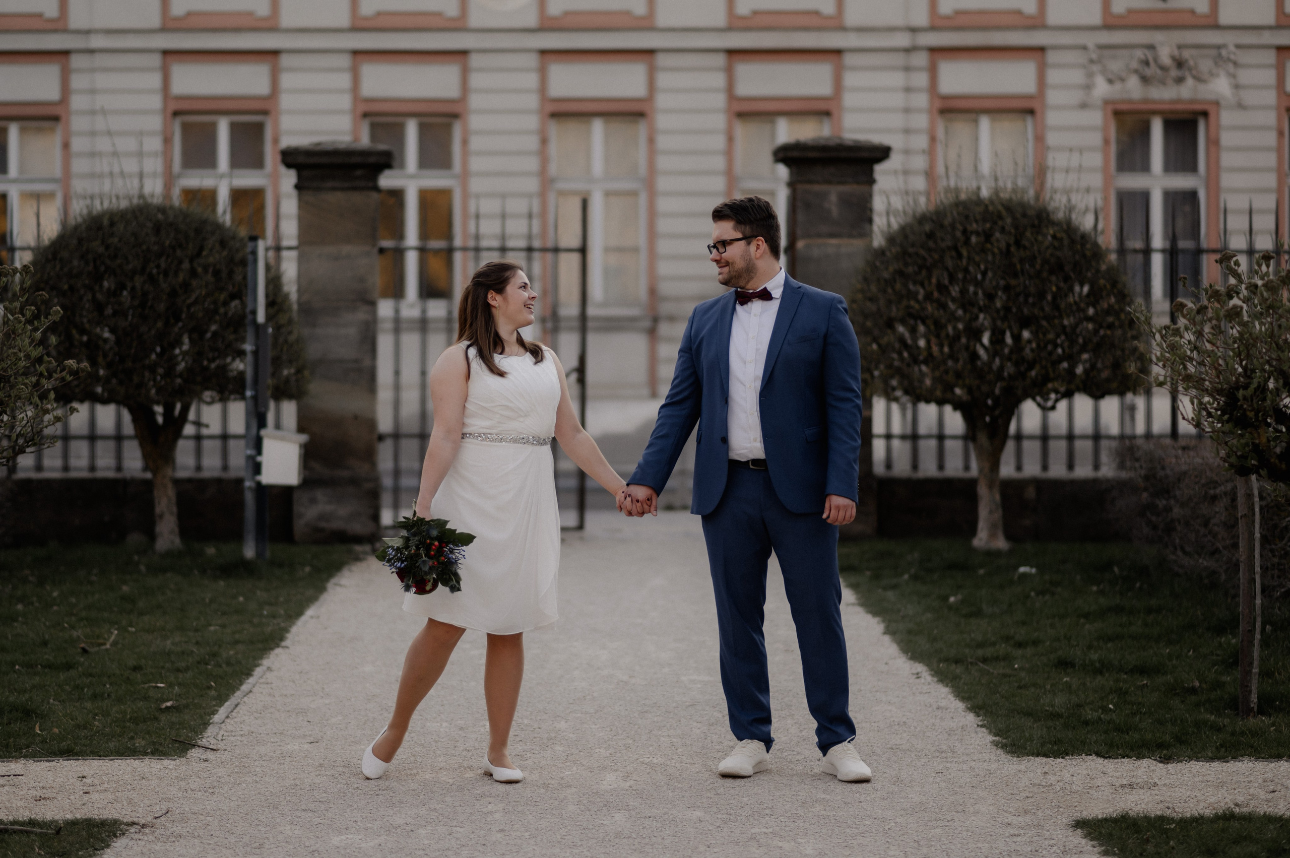 Hochzeitsfotoshooting im Hofgarten Ansbach.