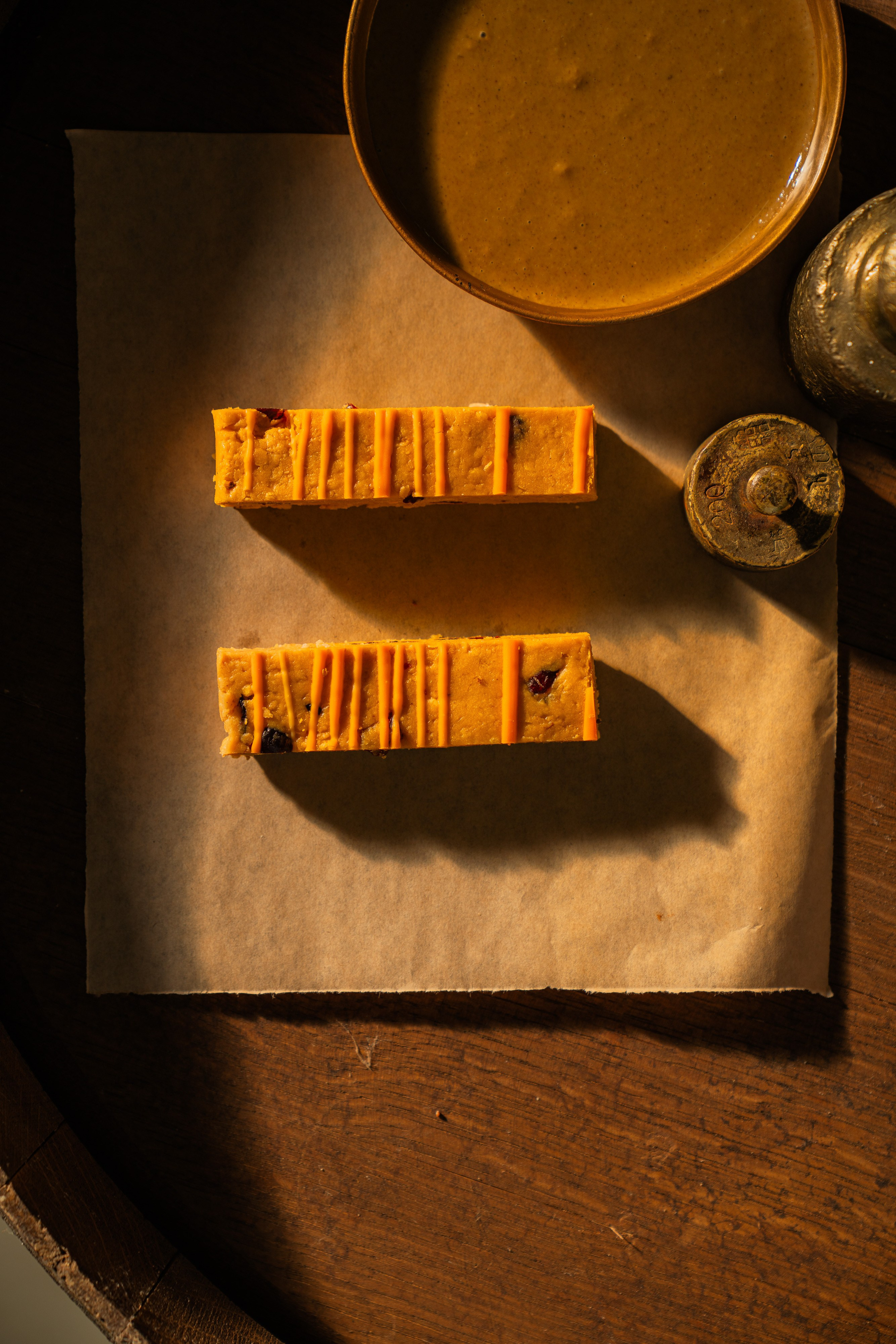 ΜΠΑΡΕΣ ΜΕ ΤΑΧΙΝΙ ΚΑΙ ΠΟΡΤΟΚΑΛΙ