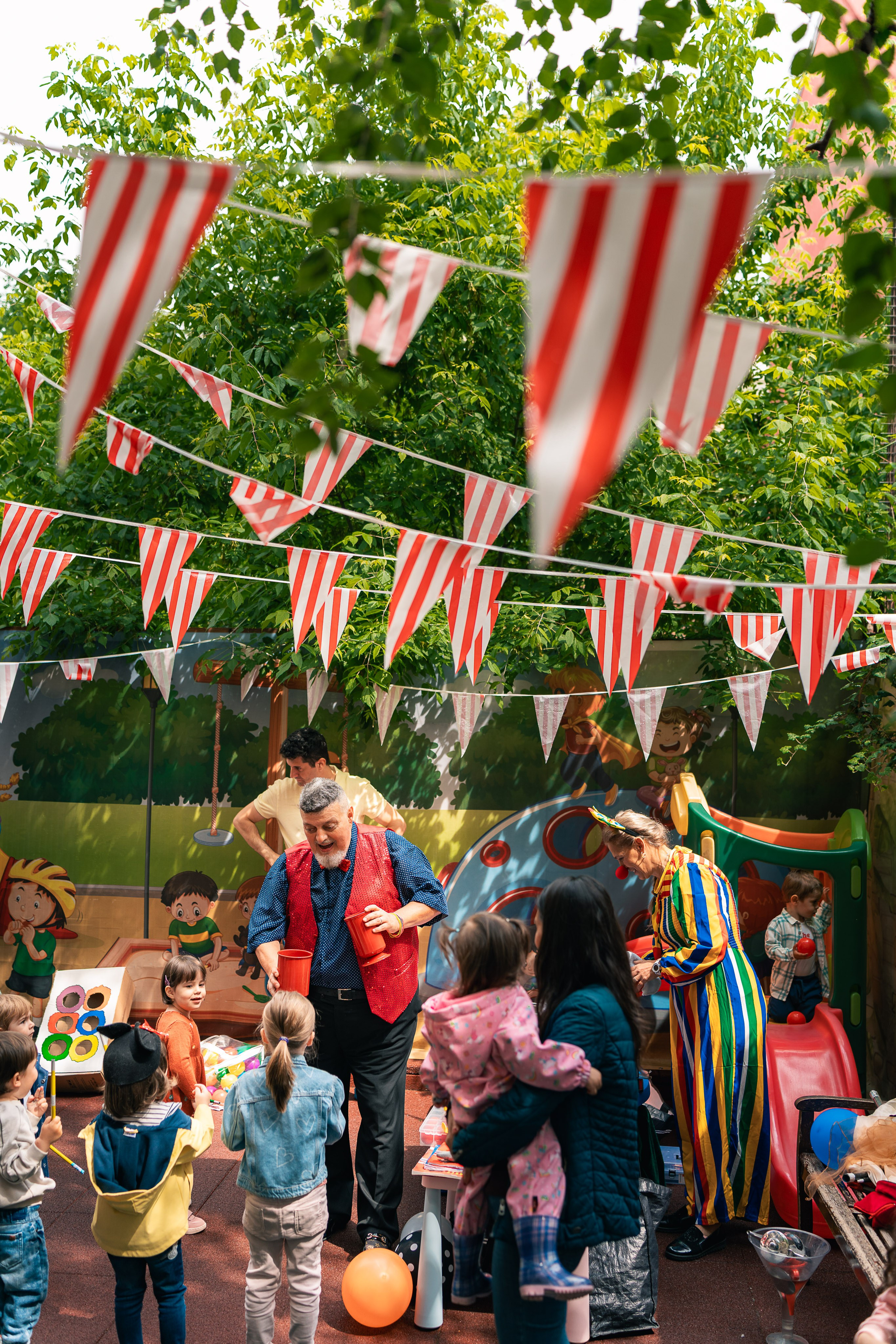 Miniterra Carusel. Liviu Andrei - Fotograf