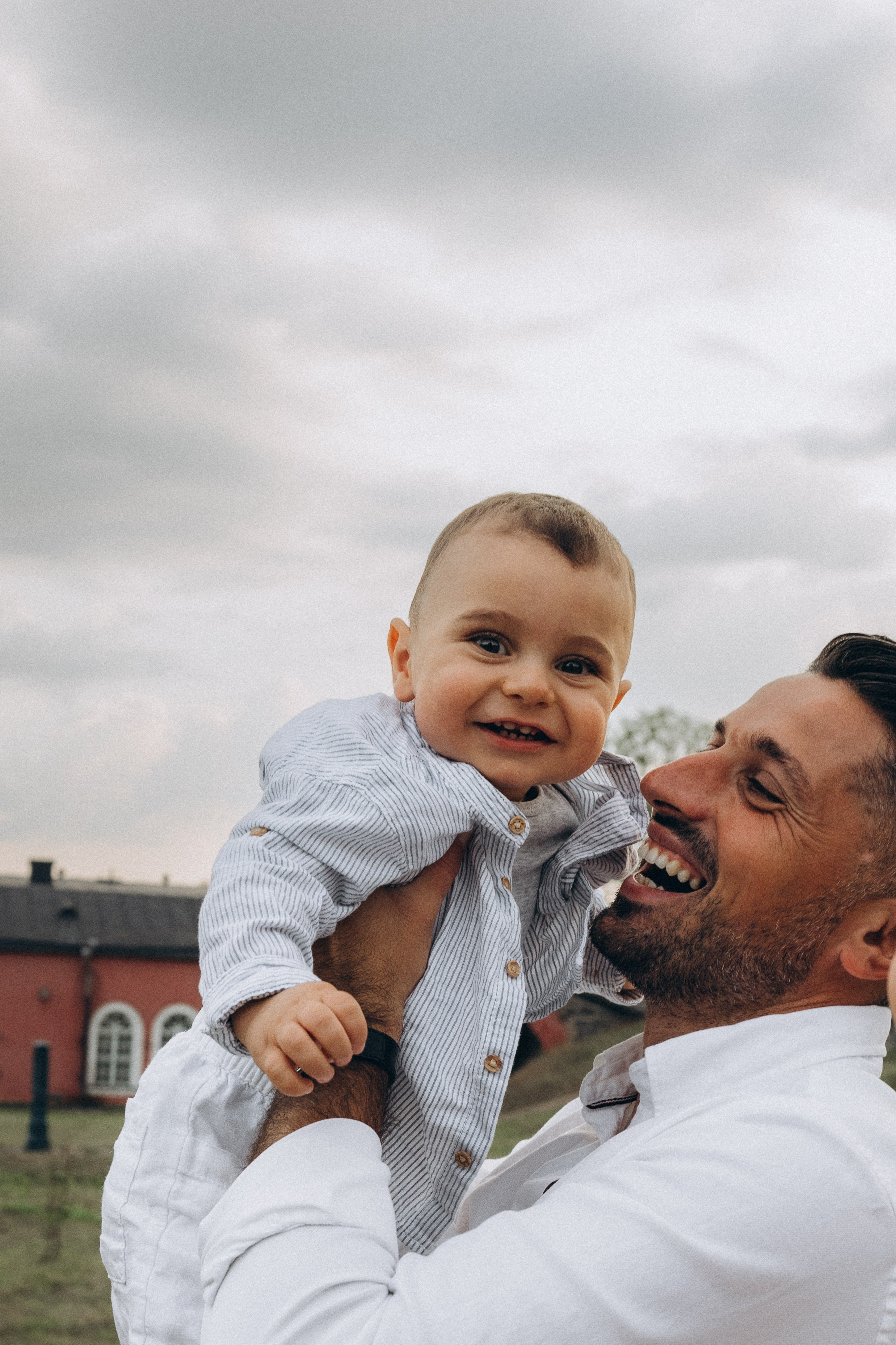 Summer. Wedding and portrait photographer in Helsinki Vickan O