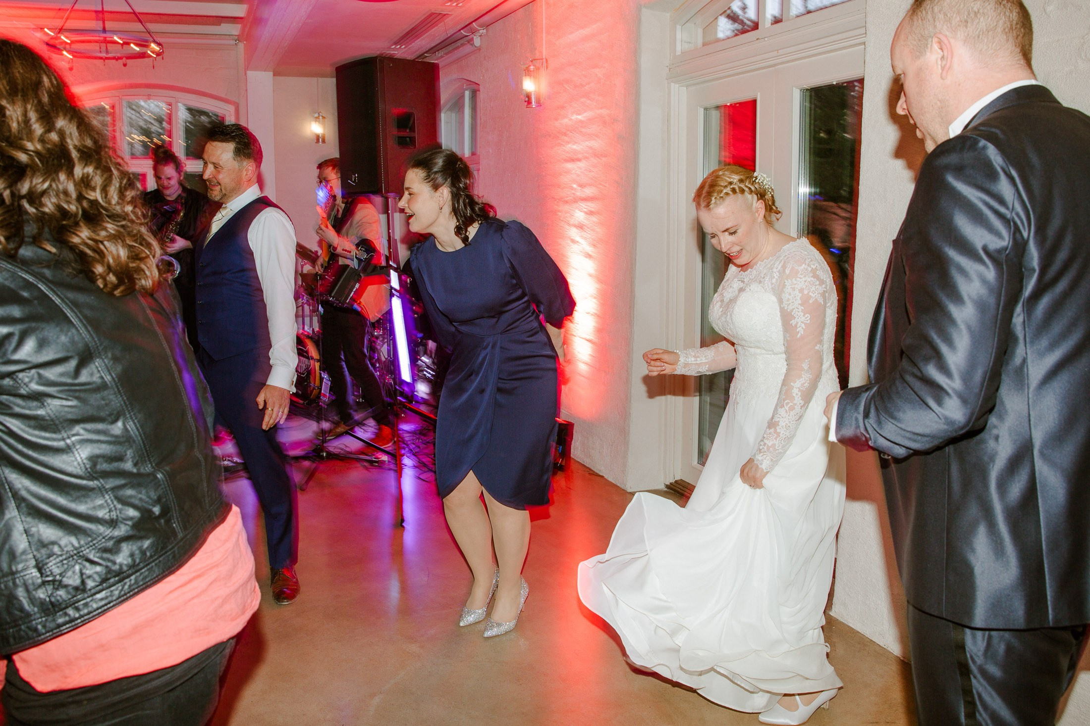 L&J, Pyhän Laurin kirkko/wanha Bäckby