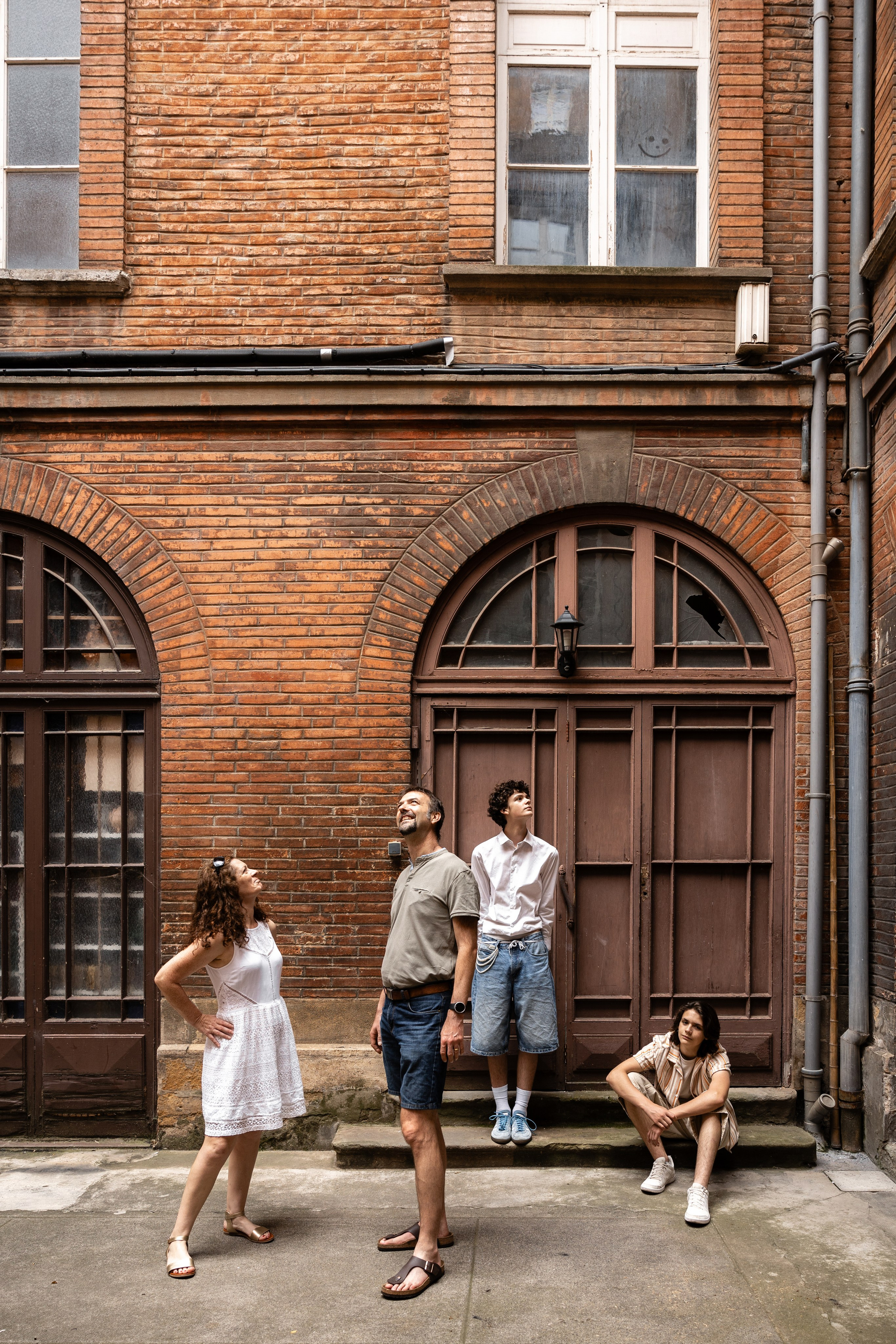 Семейная фотосессия с подростками в Тулузе. Евгения Смирнова — фотограф в Тулузе и юго-западной Франции