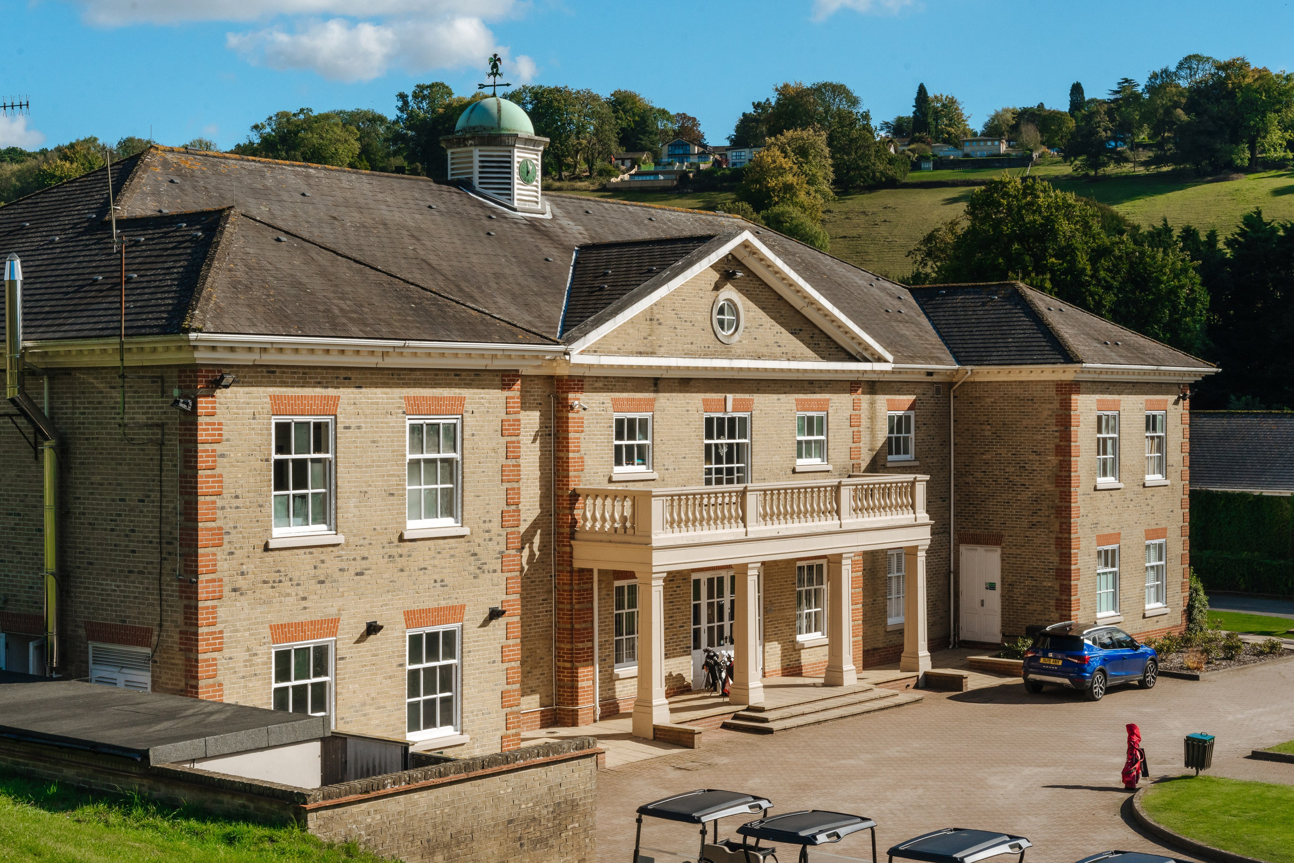 A wedding at Woldingham Golf Club, Woldingham Golf Club wedding, wedding photographer at Woldingham Golf Club