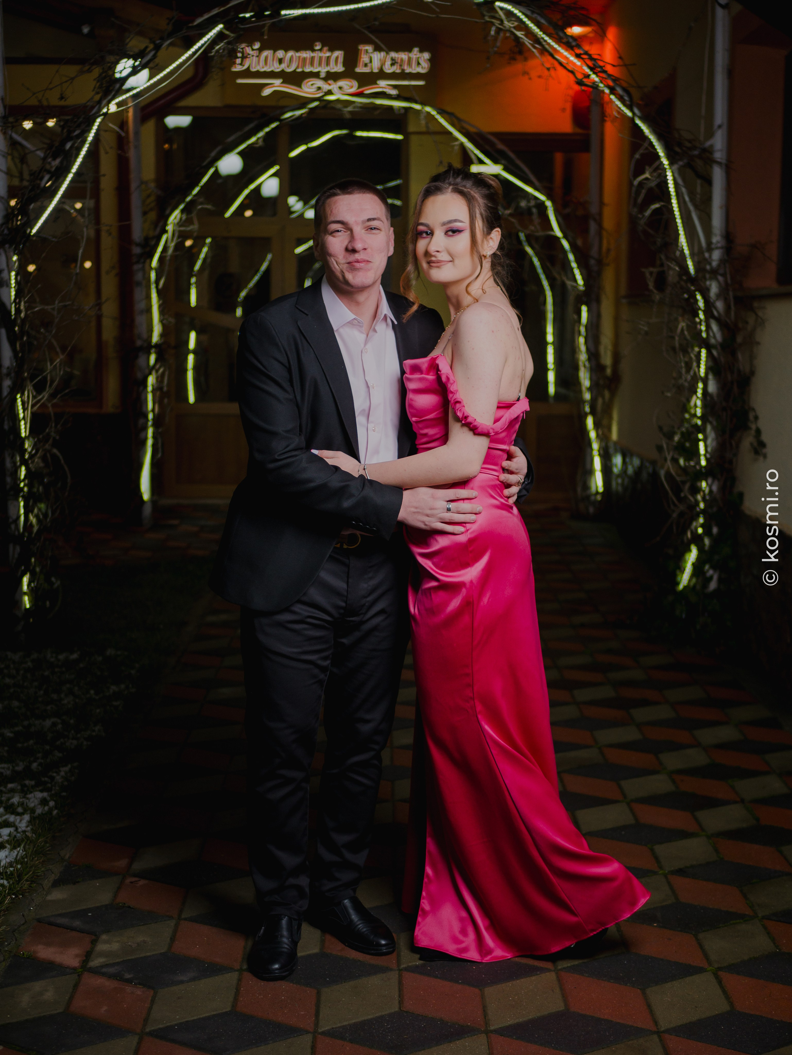 Majorat Andreea. Kosmi