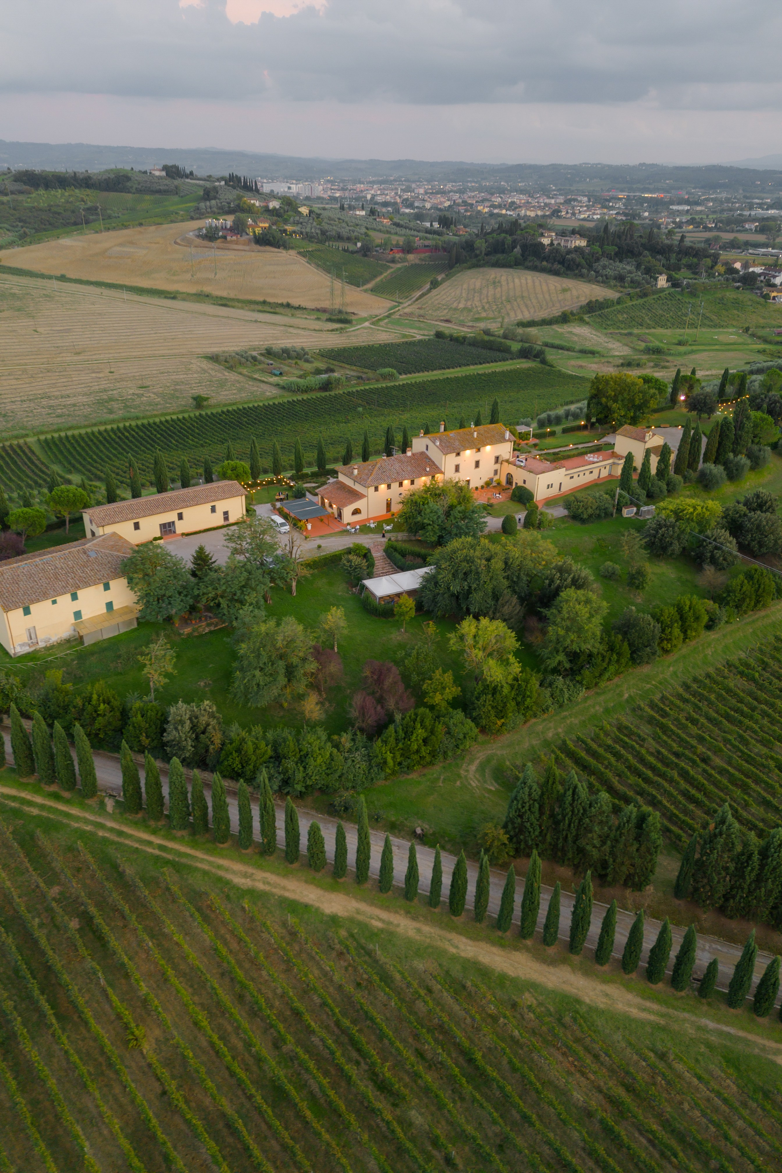 Dom&Ally. Wedding photographer Italy