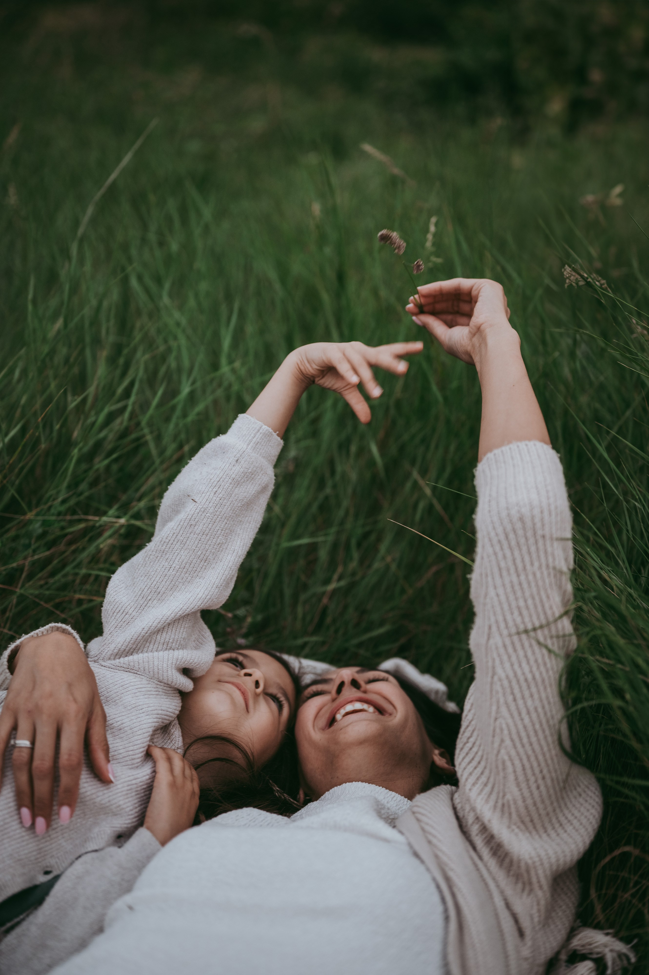 Bojana i Srna / mammy and me photosession. Deciji i porodicni fotograf u Beogradu Oksana Skendzic