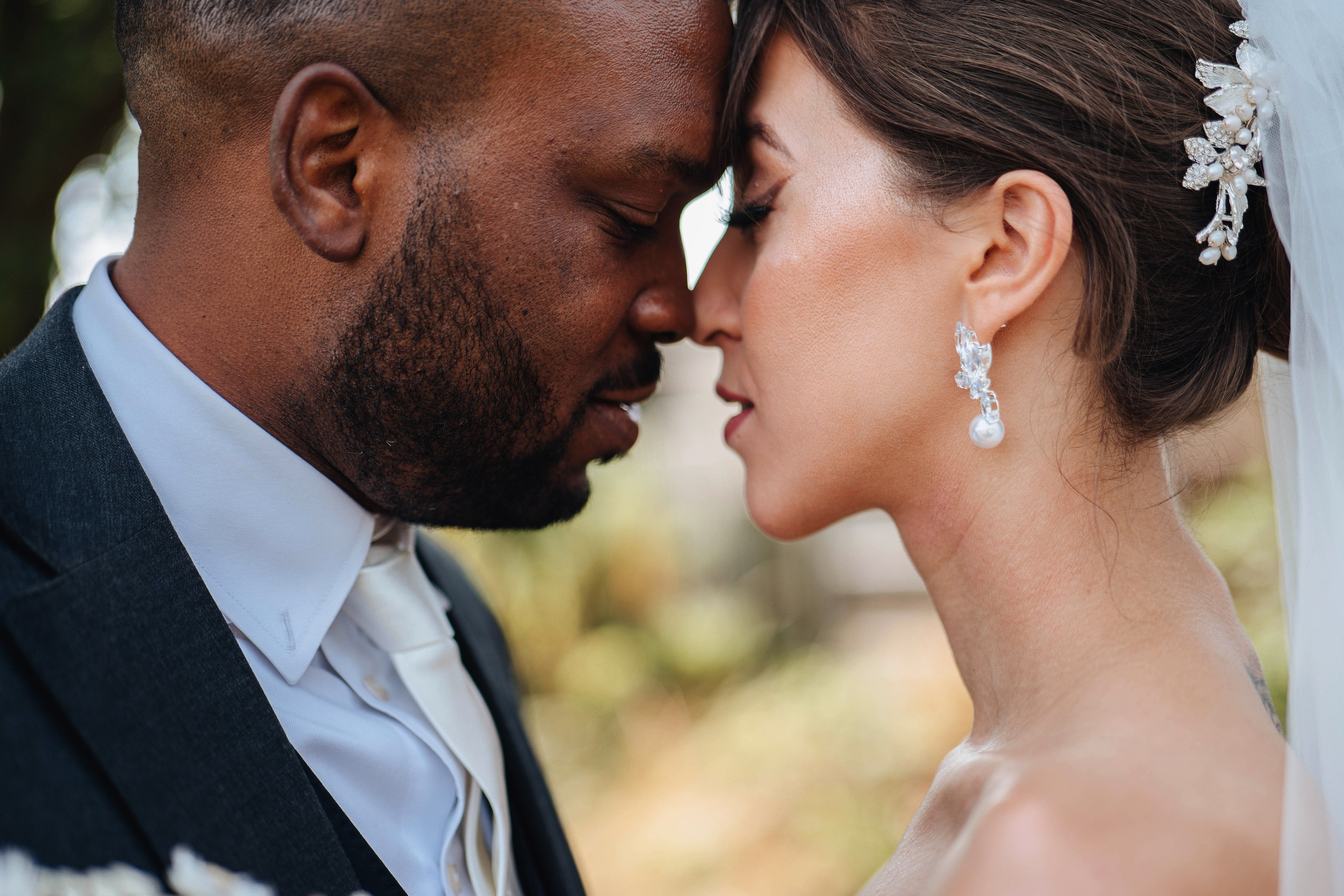 Wedding photosession in east London. Wedding and family photographer in London