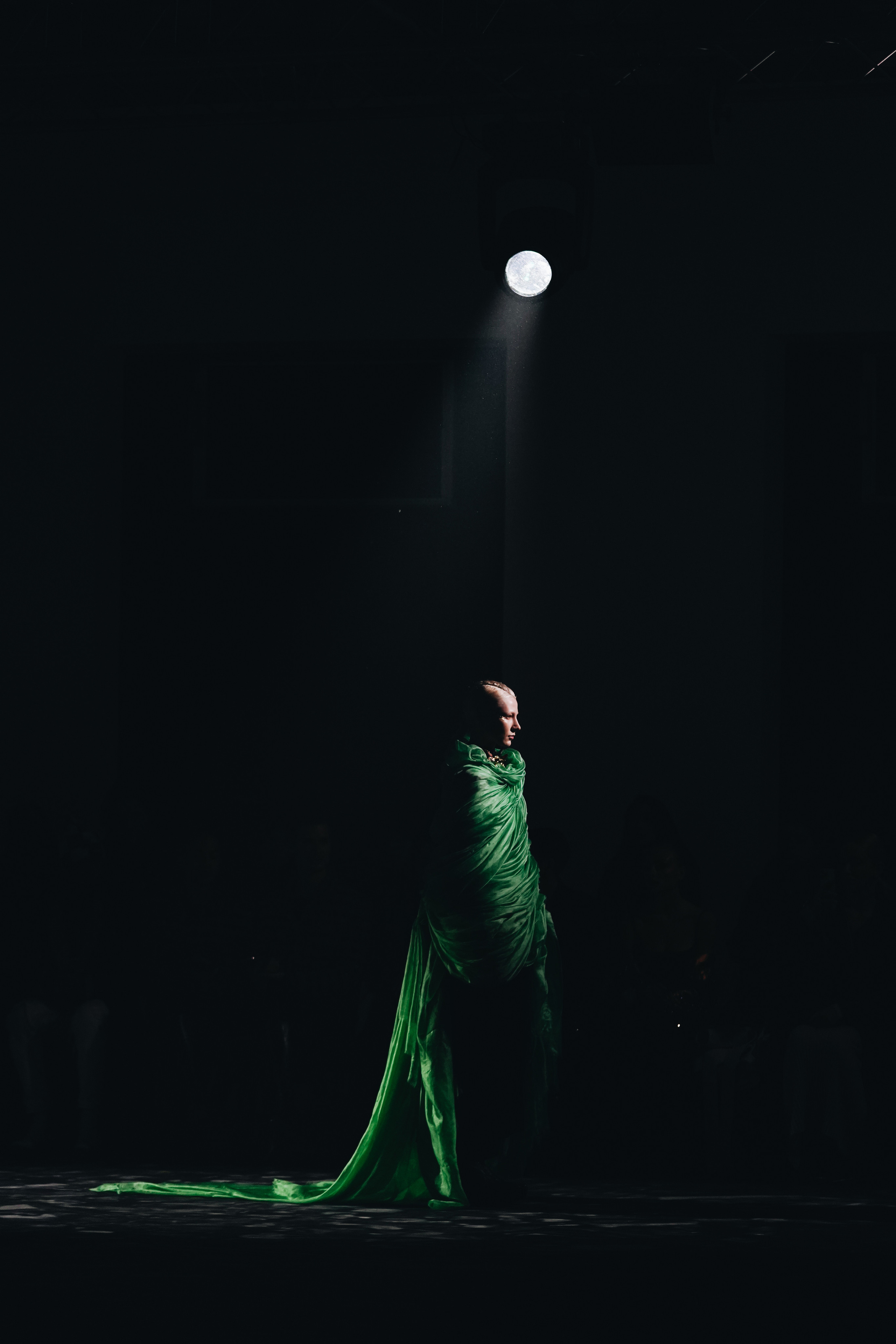 Yuima Nakazato Haute Couture SS23 in Paris. Anastasia Fedoseeva / The Street Pie — streetstyle photographer