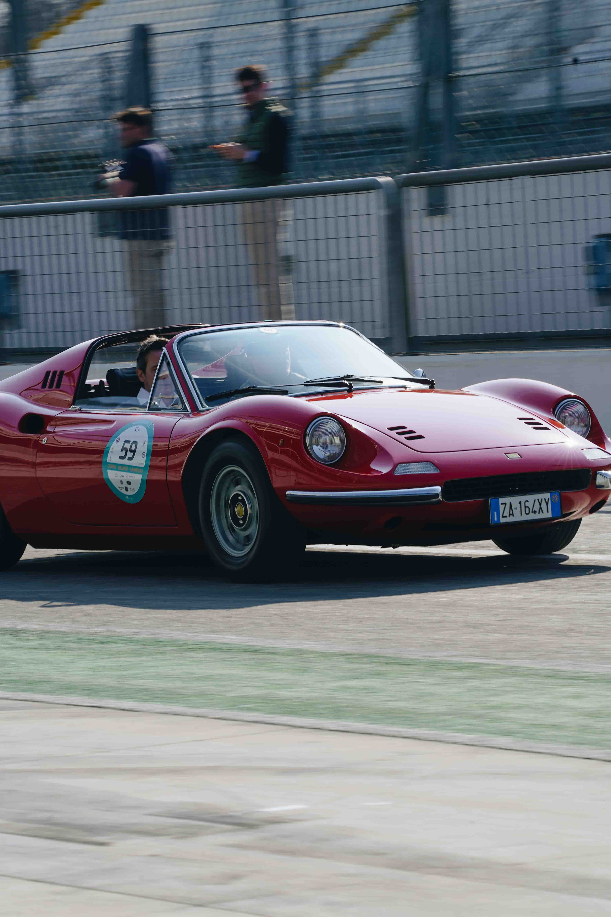 Coppa Milano-Sanremo. Anastasia Fedoseeva / The Street Pie — streetstyle photographer