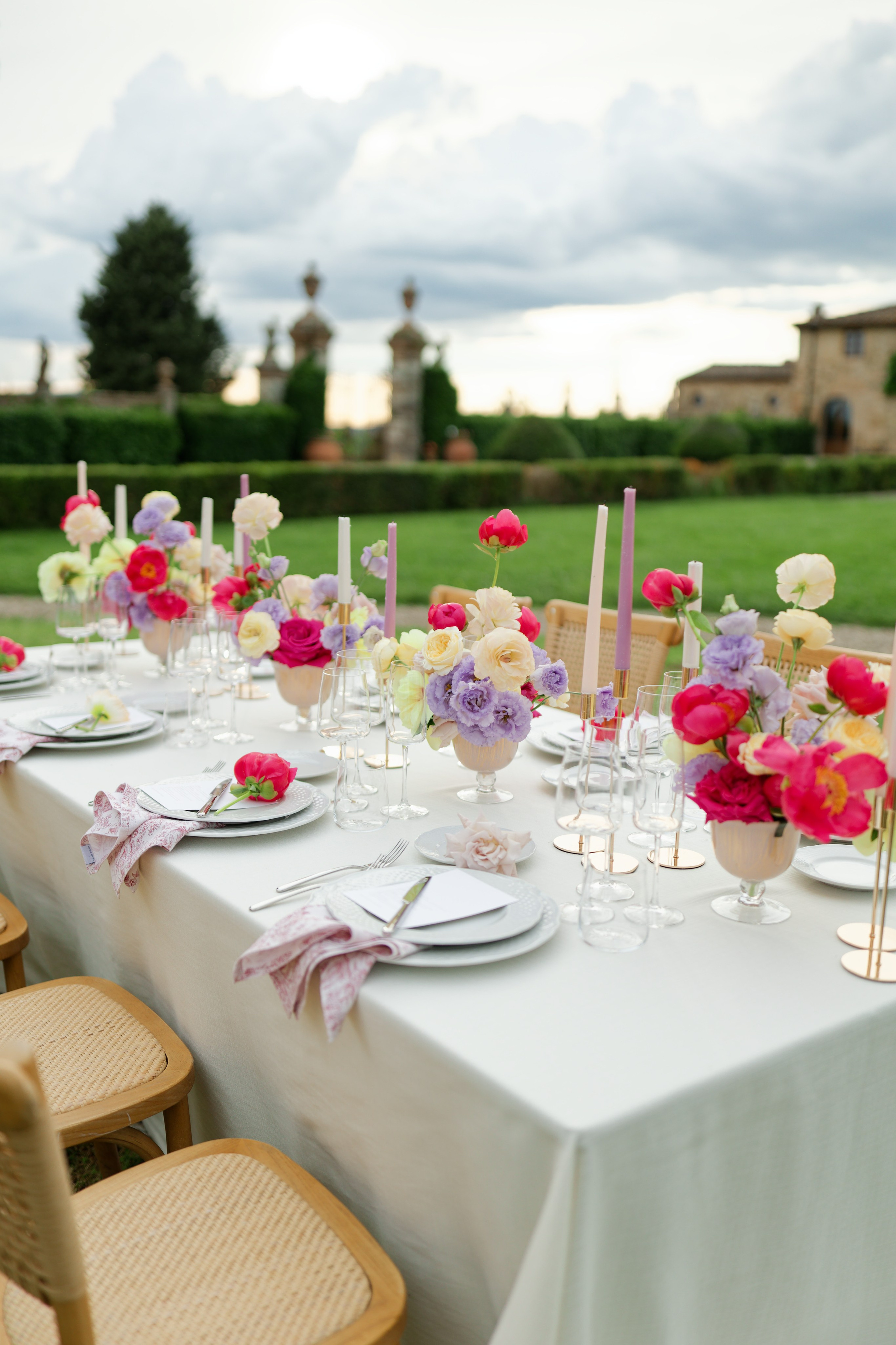 Wedding editorial at Villa di Geggiano, Tuscany, Italy