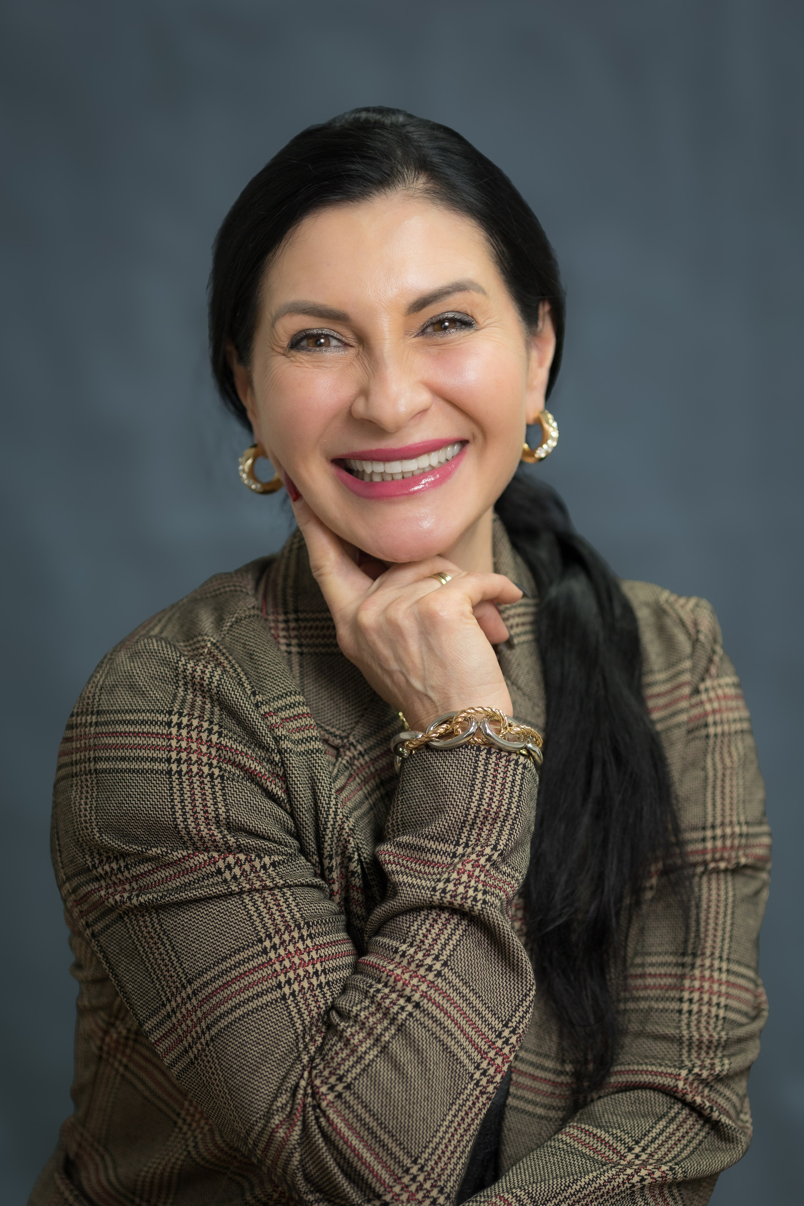 Lehrer. Adelya Tomin