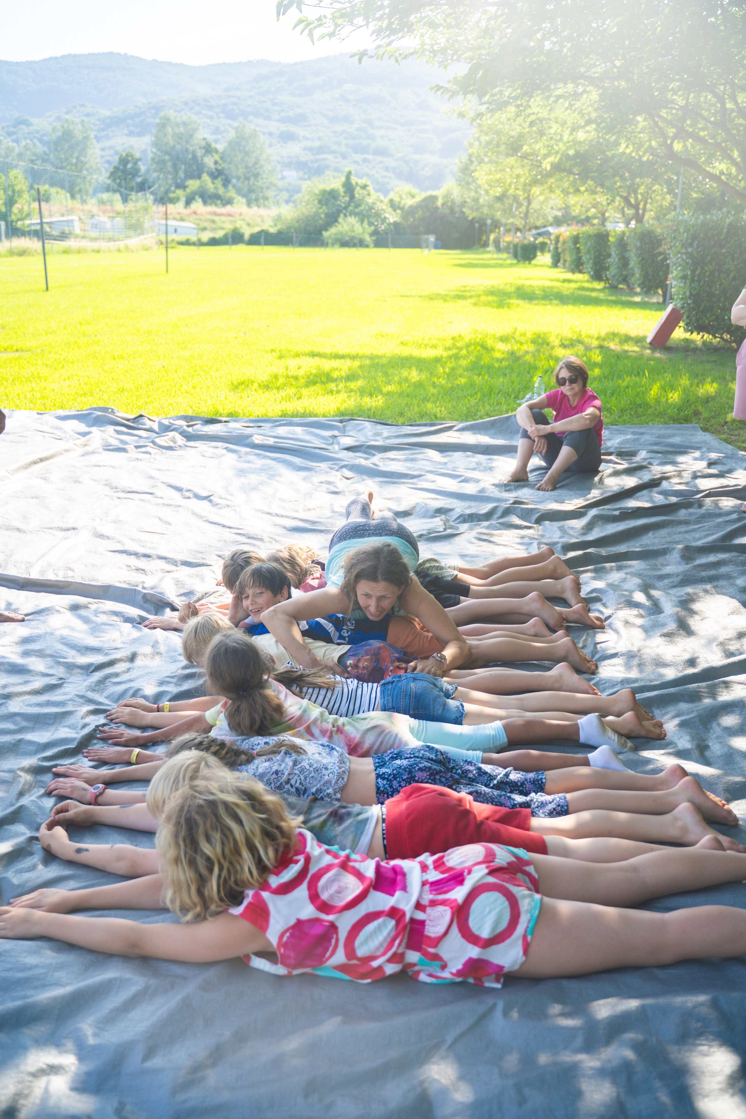 Детская игровая контактная импровизация. Семейные лагеря в Европе с Ниной Янечковой и Ириной Зиновьевой