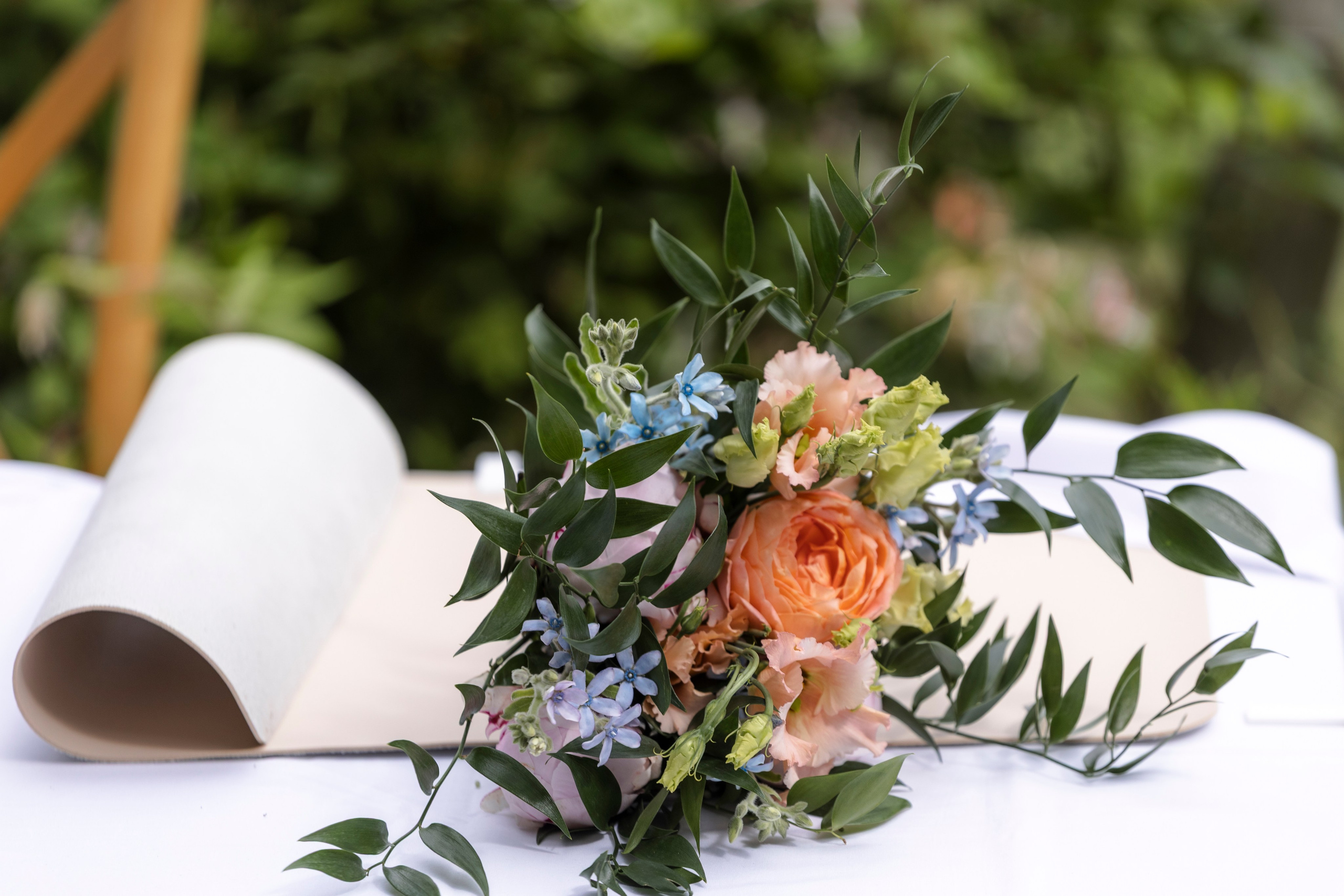 Свадьба в Château Du Puits Es Pratx — яркий день на юге Франции. Евгения Смирнова — фотограф в Тулузе и юго-западной Франции