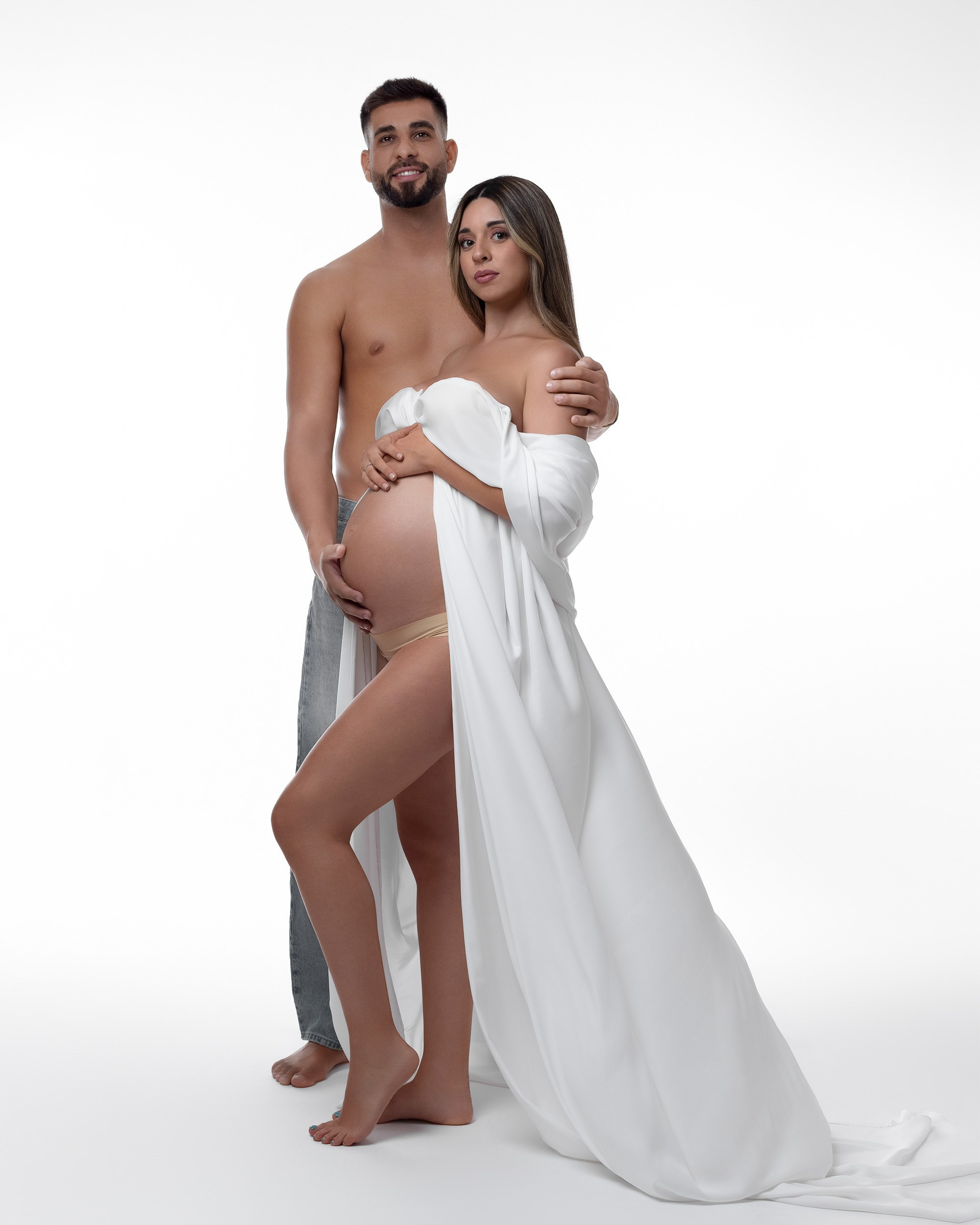 una sesión de fotos ,sesión de fotos para , sesión de fotos Almería , fotografía Almería , fotos premamá ,sesión de fotos embarazo , sesión de fotos Maternidad ,sesión de fotos Embarazo en exteriores , fotos embarazo en la playa . sesión de fotos de embarazo en Estudio, fotografía de retrato Almería ,Estudio de fotografía para embarazadas y maternidad , Estudio Embarazadas fotos , mejor fotógrafo de Embarazo Almería , fotografía Embarazo en Almería 