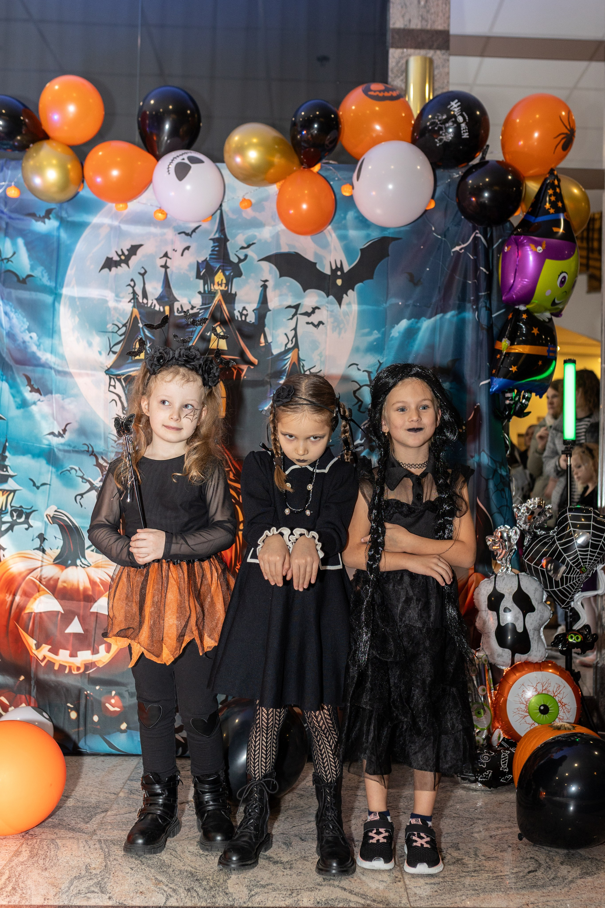 Leo dance studio Helloween 2025. Семейный и детский фотограф в Варшаве Мила Бобровская