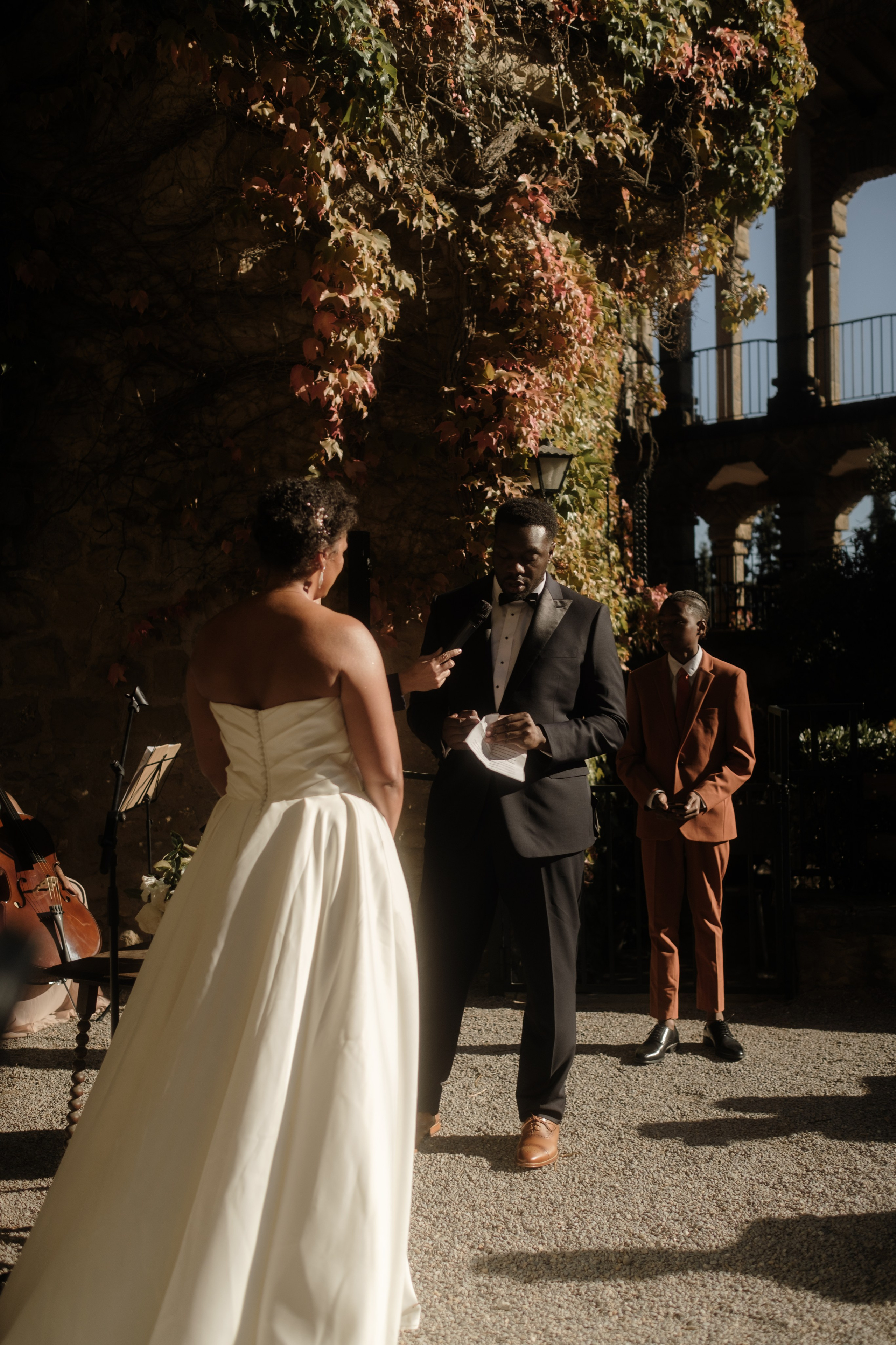 Morgan & Anthony. La Baronia. Paola wedding photographer / videographer in Barcelona