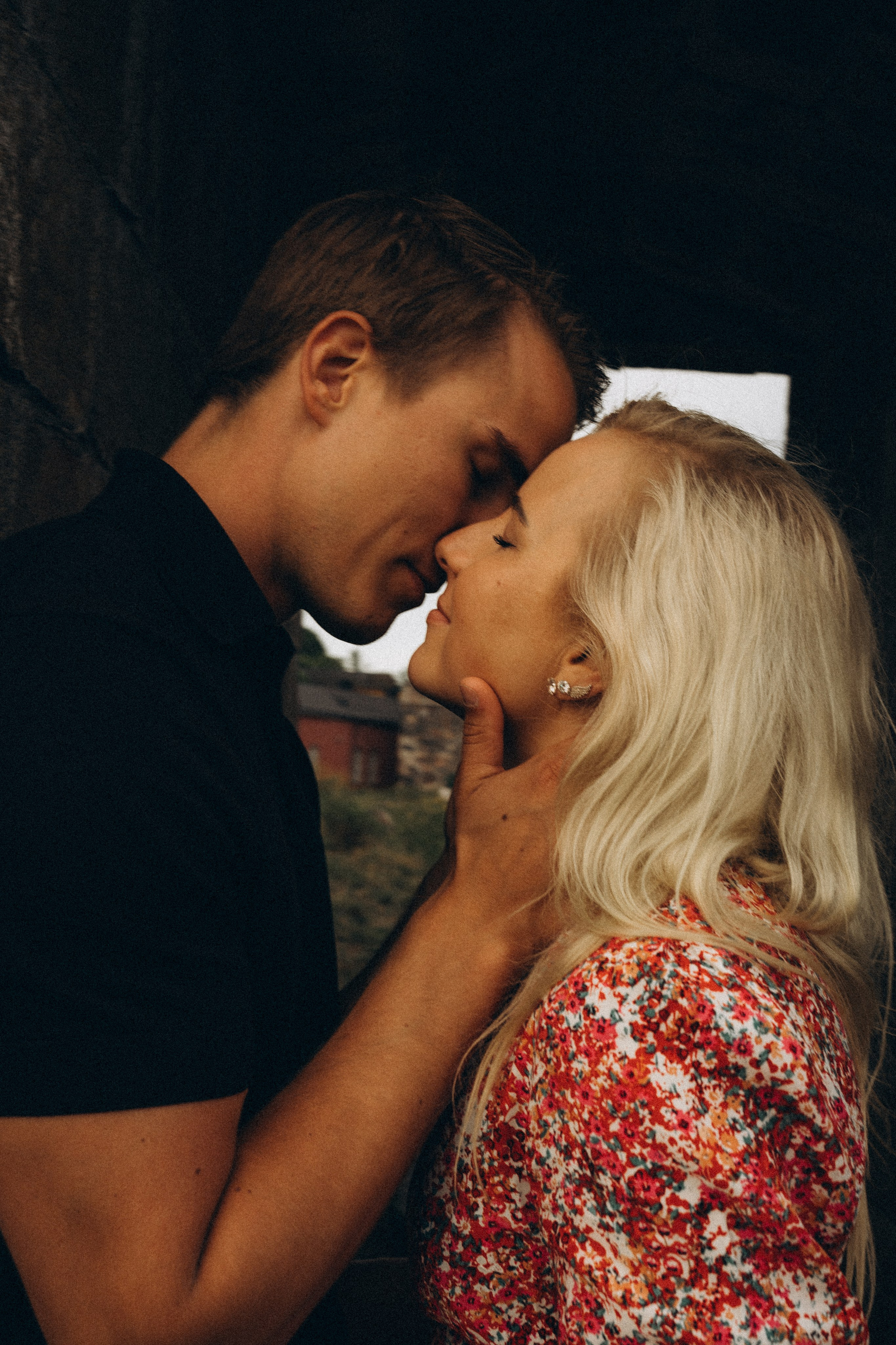 I&T. Wedding and portrait photographer in Helsinki Vickan O