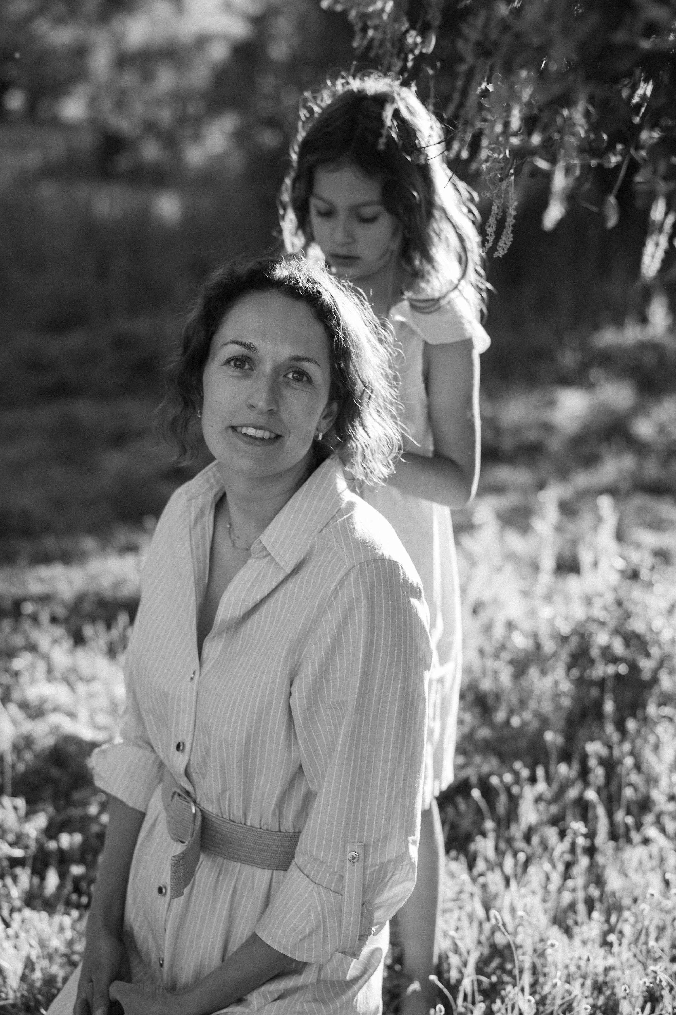 Professional Family Photography in nature. Photographer in Madrid, Spain. Alyona Belyaninova