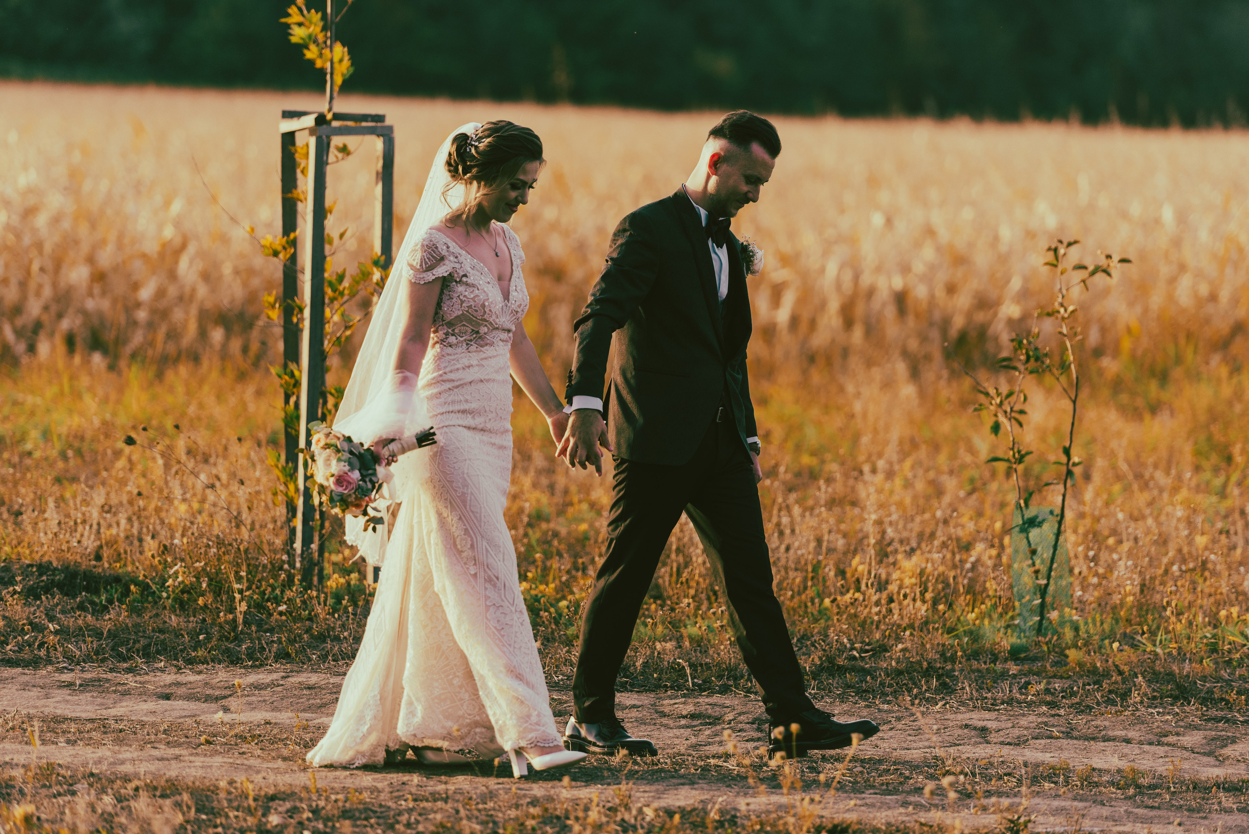 Locație de nuntă, fotograf nuntă, fotograf eveniment, fotograf ceremonie, fotograf petrecere, fotograf mireasă, fotograf mire, decor nunta, fotograf atmosferă, fotograf romantic, fotograf lux, fotograf elegant, fotografii unice, fotografii memorabile, fotograf  România, fotograf nunta Ciresul Salbatic