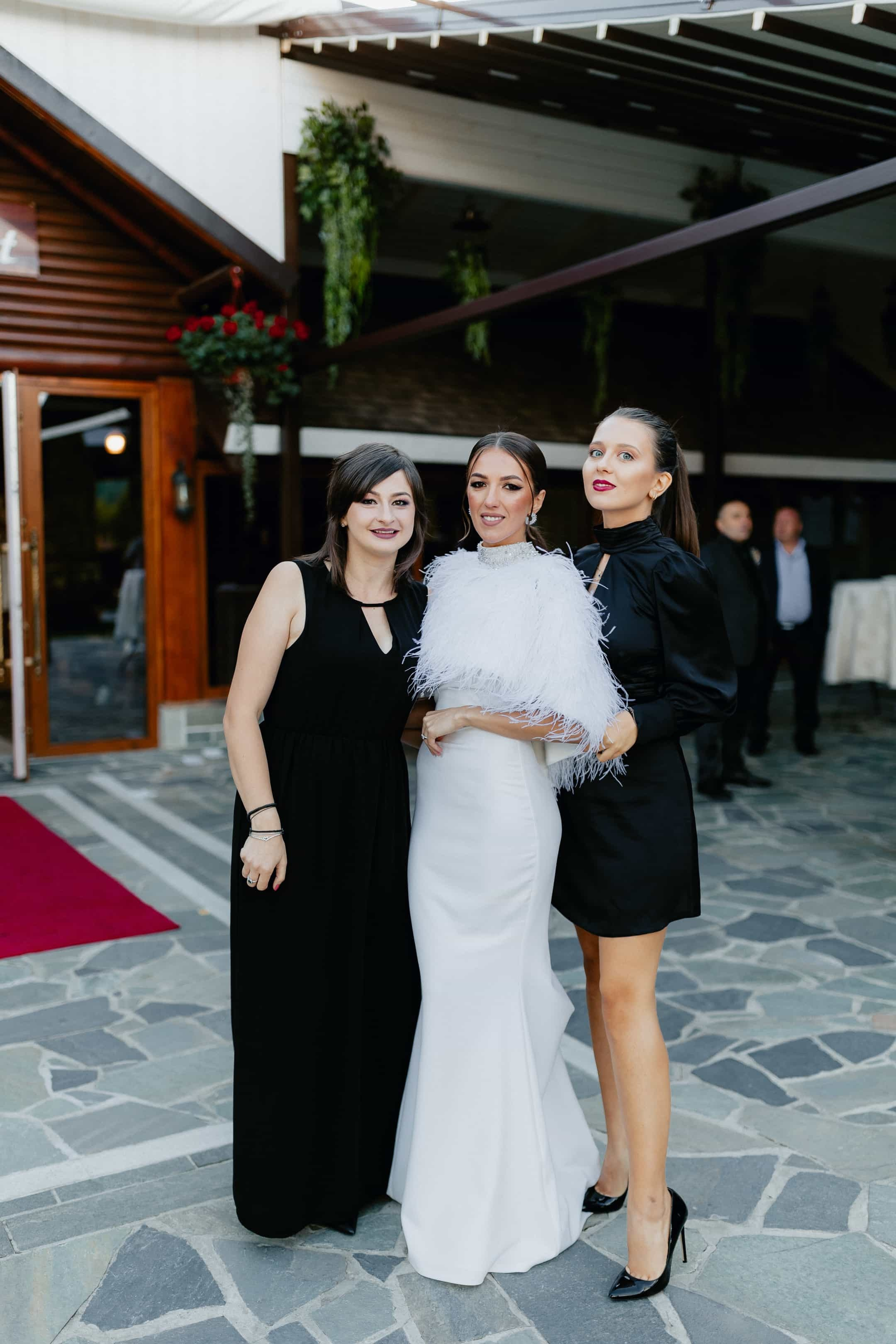 Stefanel & Elena. MovieFrames.ro