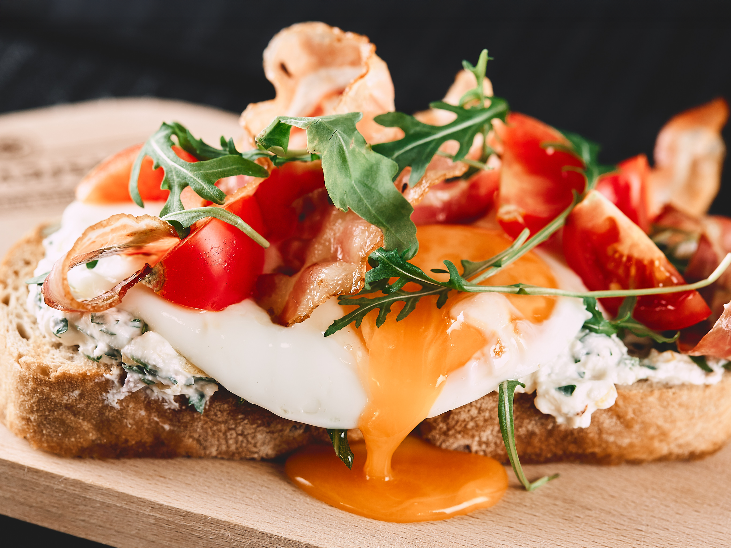 Commercial and studio photographer in Belgrade