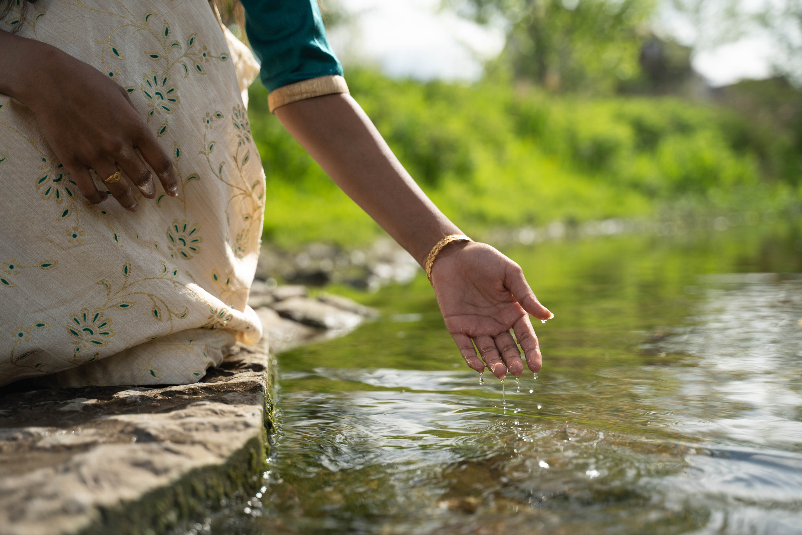 Shaliny and Maristela, Sri Lanka Dance. Nina Janeckova Photographer and Videographer in Bodensee Ravensburg