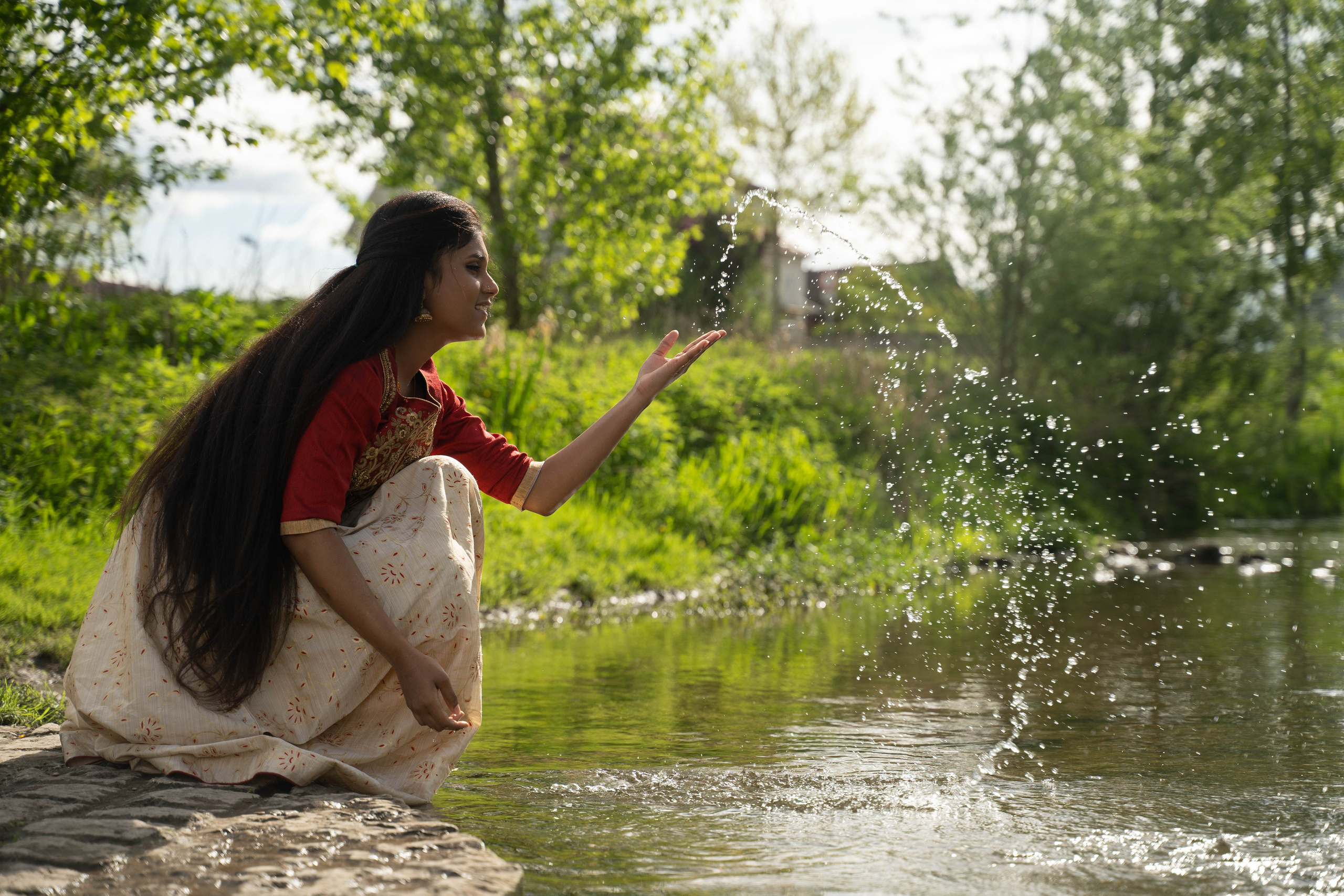 Shaliny and Maristela, Sri Lanka Dance. Nina Janeckova Photographer and Videographer in Bodensee Ravensburg