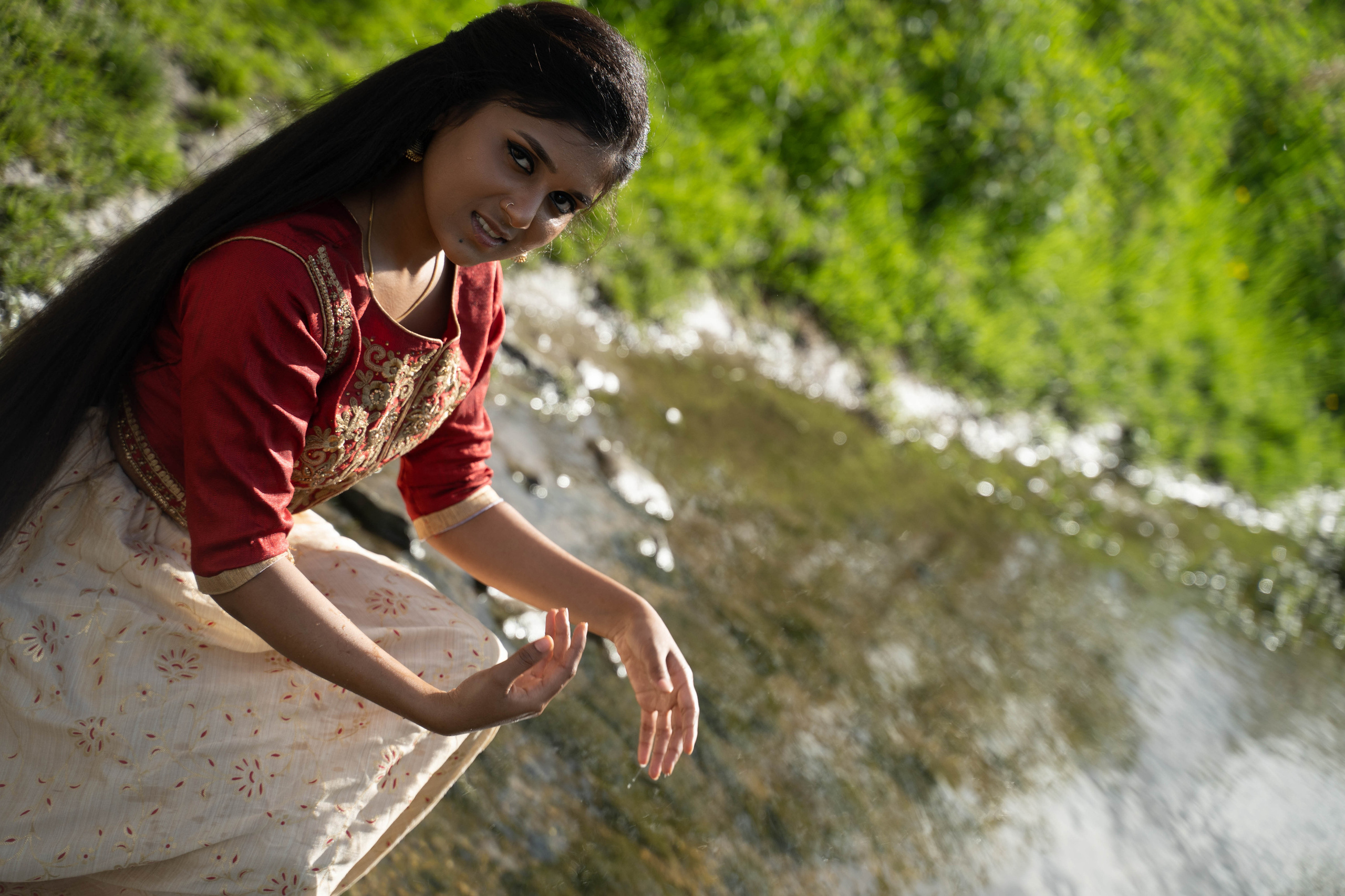 Shaliny and Maristela, Sri Lanka Dance. Nina Janeckova Photographer and Videographer in Bodensee Ravensburg