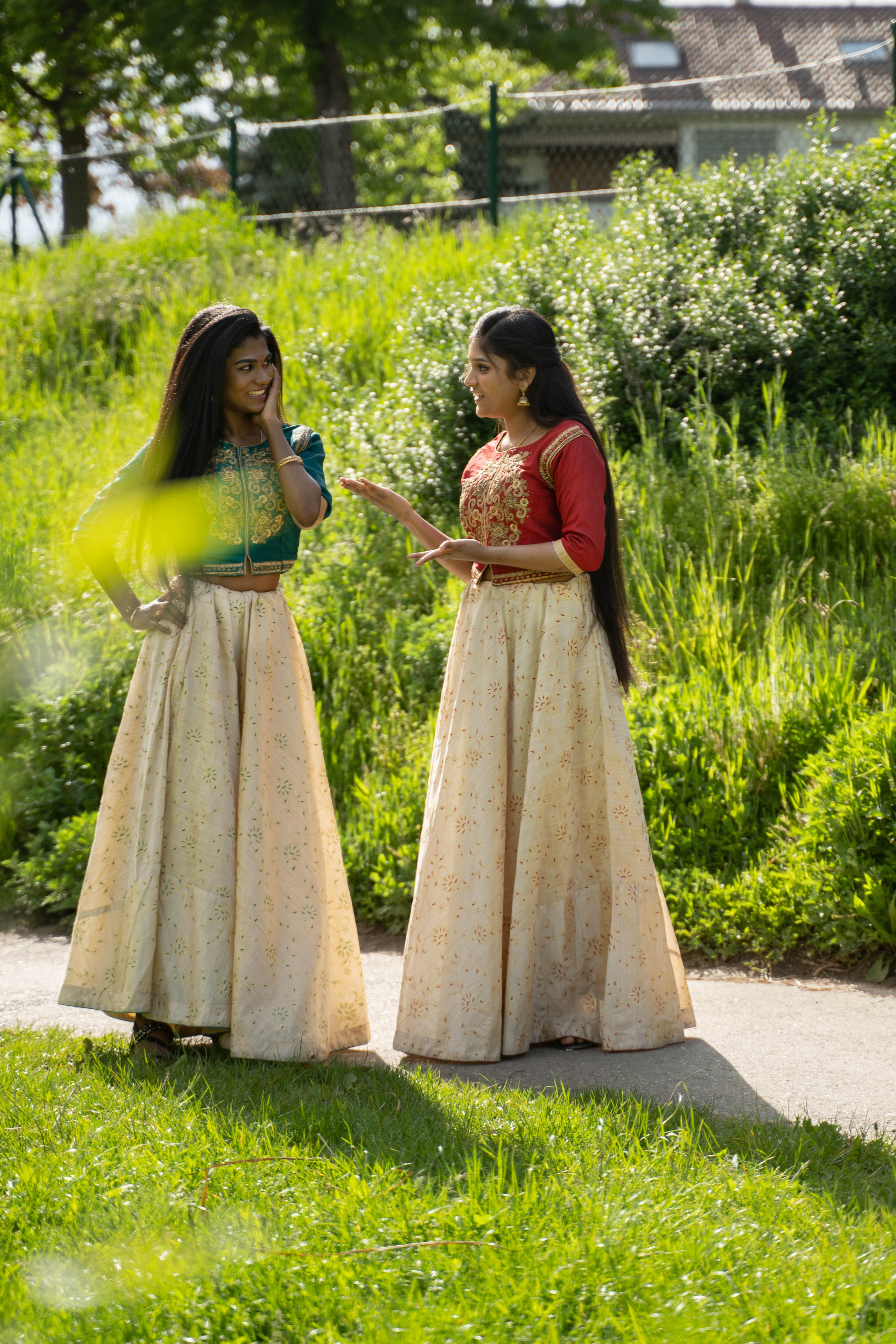 Shaliny and Maristela, Sri Lanka Dance. Nina Janeckova Photographer and Videographer in Bodensee Ravensburg