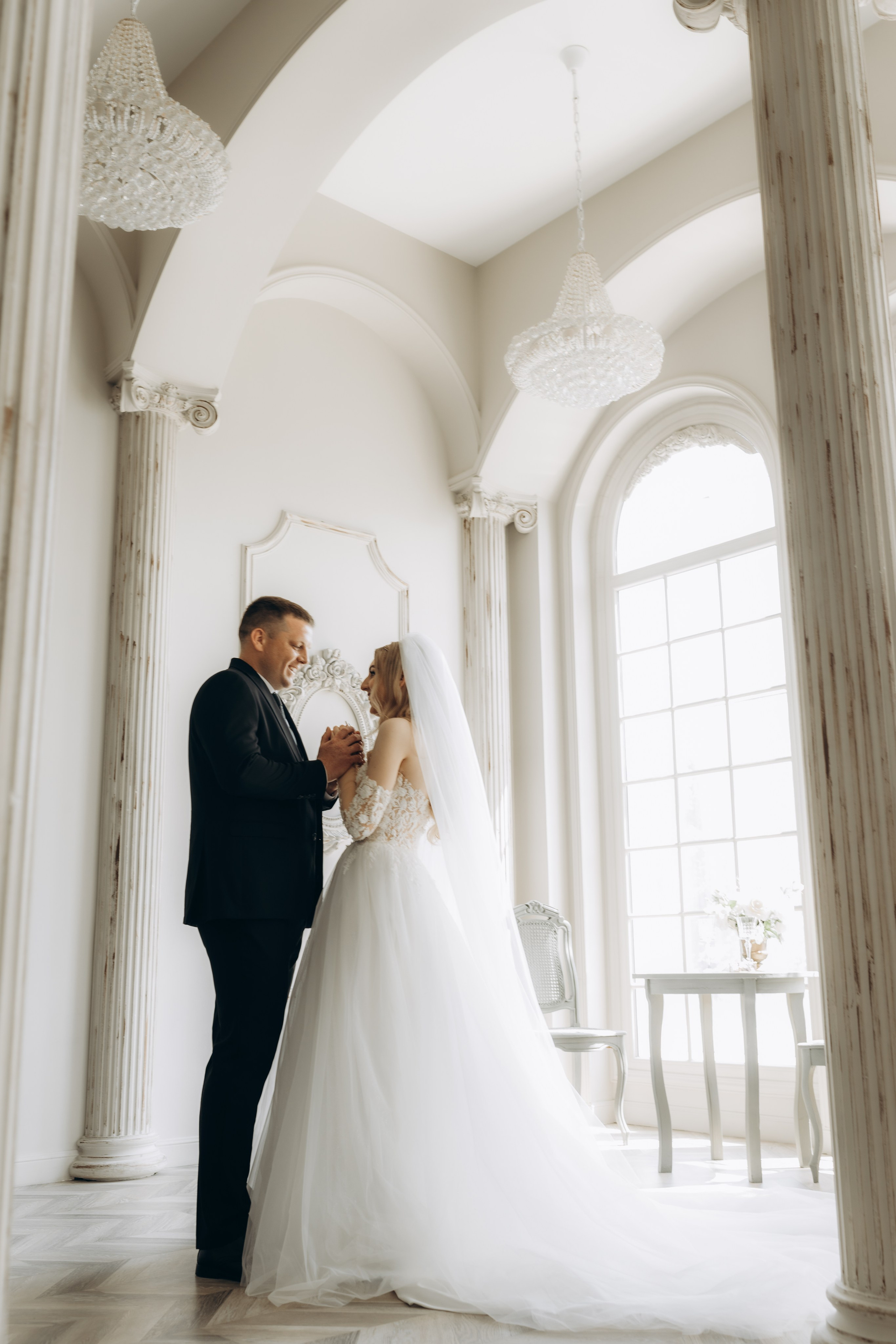 Nikolly & Constantin. Home