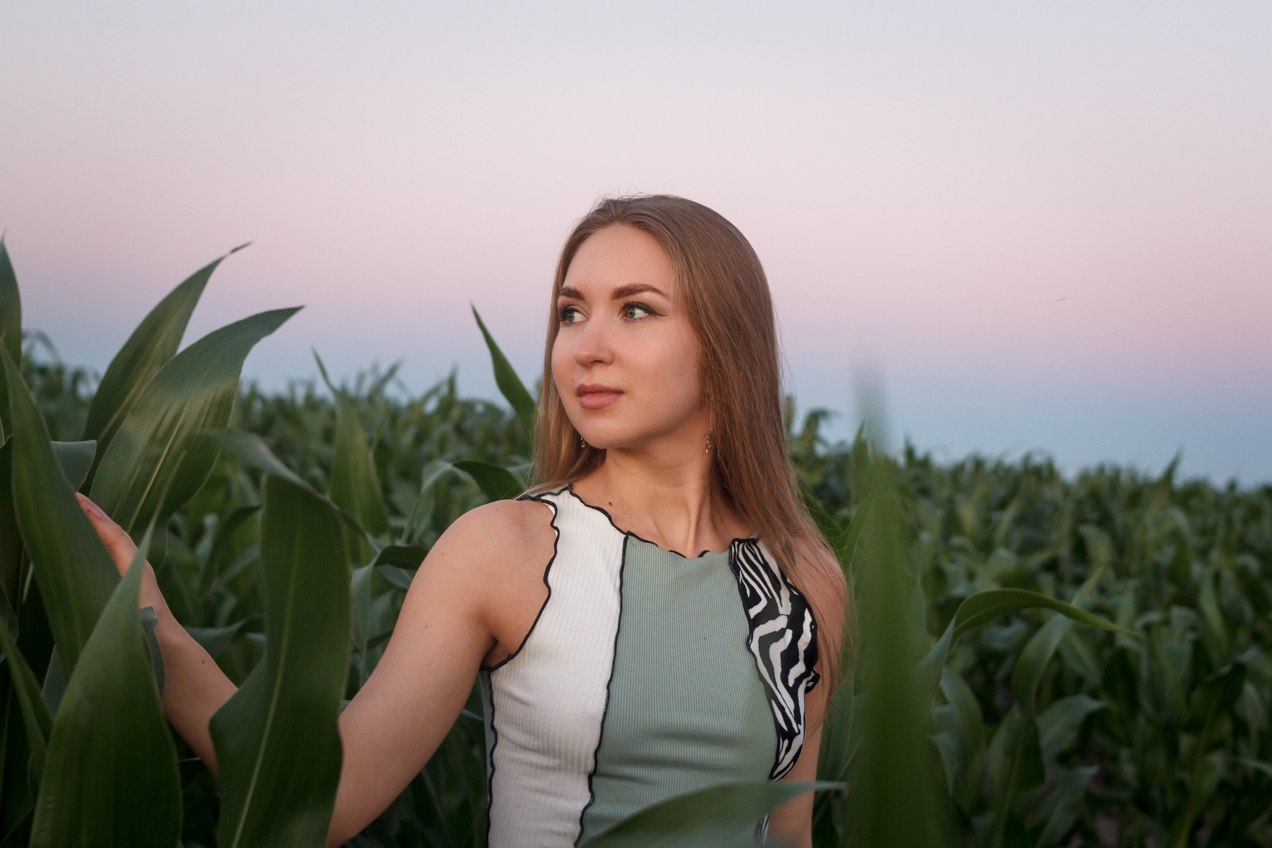 Marina is on the field. Wedding and portrait photographer in Beograd Ekaterina Makedonskaya