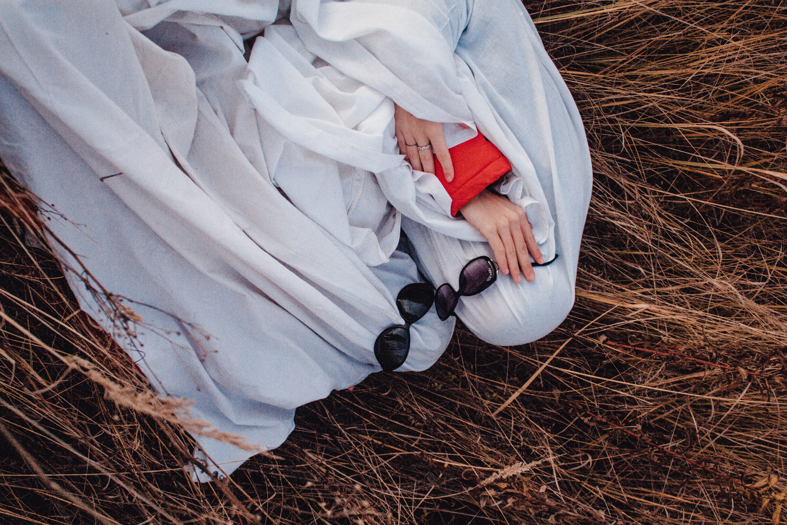 Ghosts. Wedding and portrait photographer in Beograd Ekaterina Makedonskaya