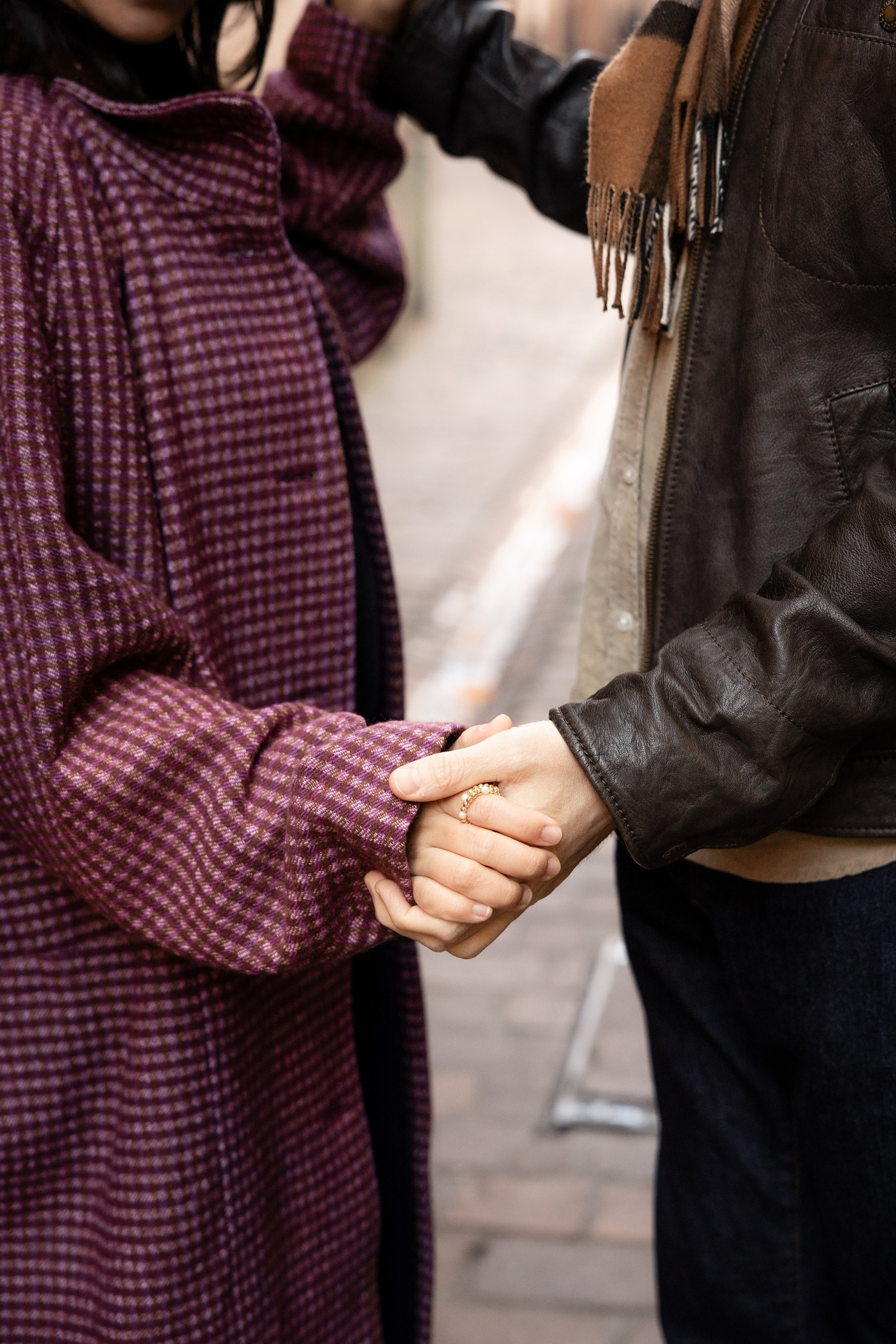 Christmas maternity photo session in Toulouse. Eugenie Smirnova — wedding, corporate and lifestyle photographer in Toulouse and Southwest France